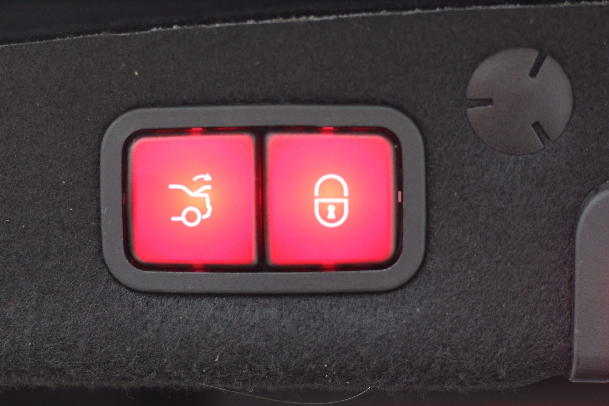 2015 (65) Mercedes-Benz C Class 2.1 C250d AMG Line (s/s) 4dr PREMIUM PLUS