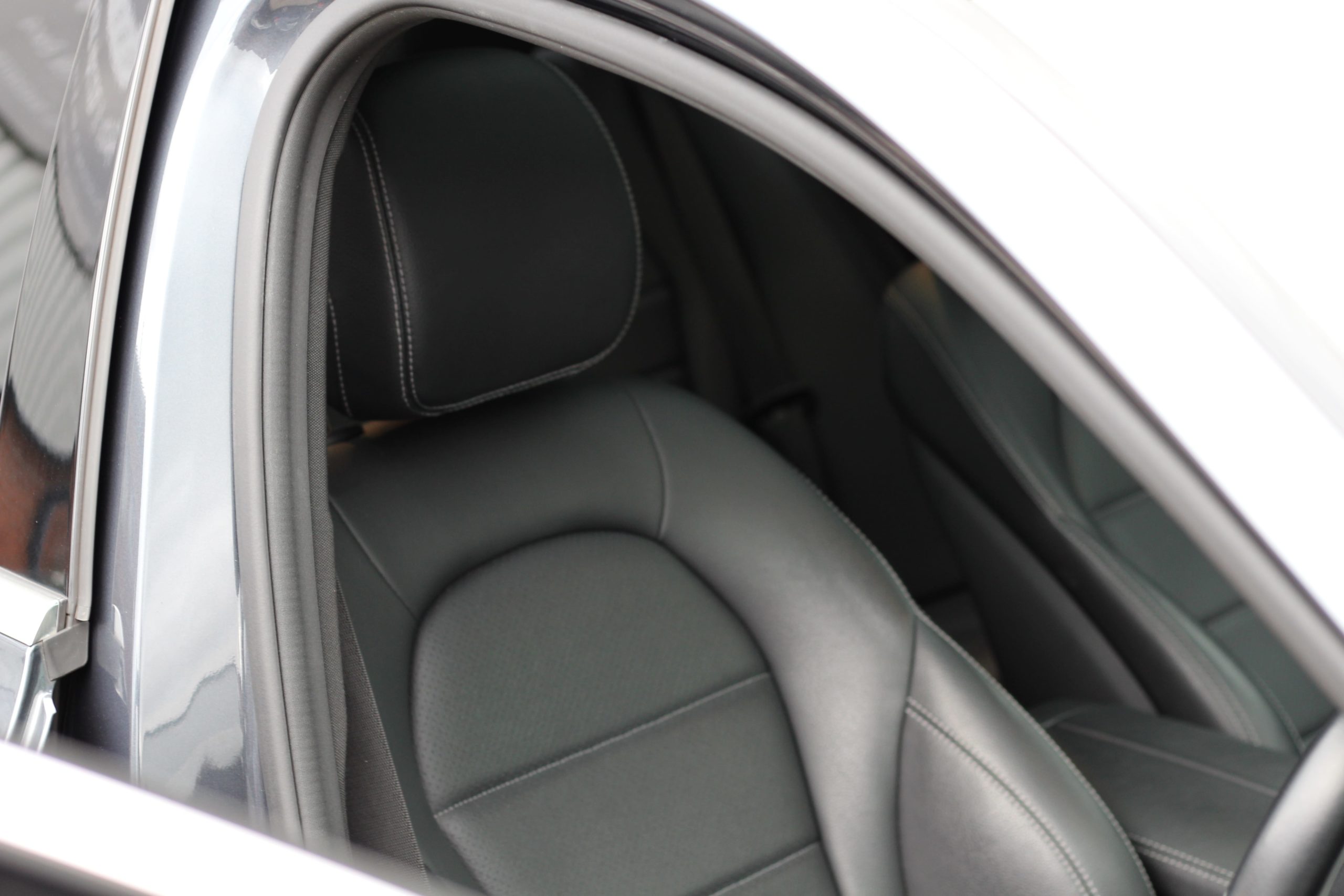 2015 (65) Mercedes-Benz C Class 2.1 C250d AMG Line (s/s) 4dr PREMIUM PLUS