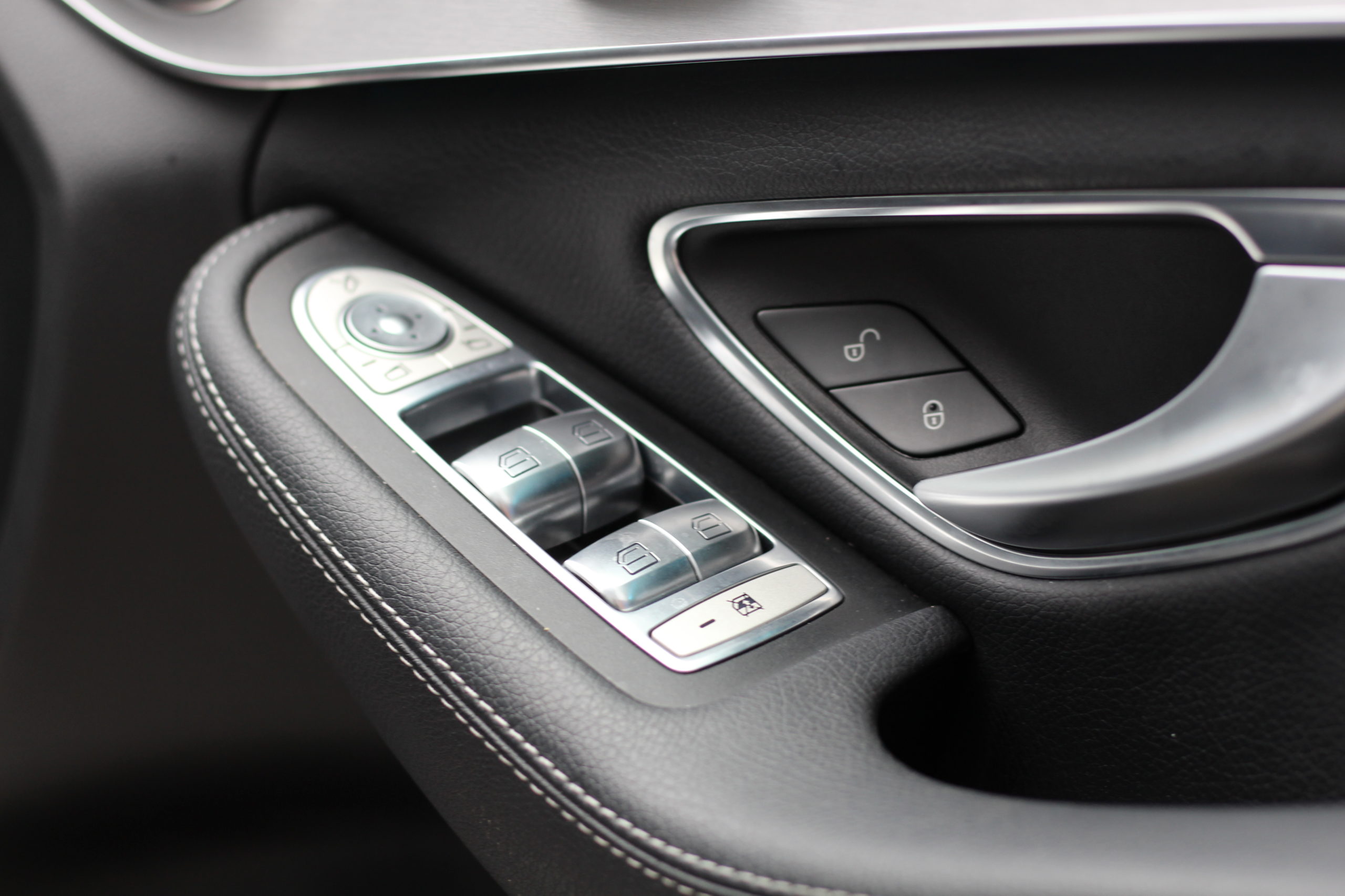 2015 (65) Mercedes-Benz C Class 2.1 C250d AMG Line (s/s) 4dr PREMIUM PLUS