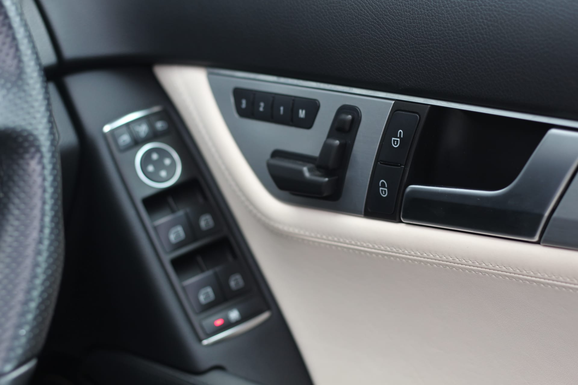 2012 (62) Mercedes-Benz C Class 6.3 C63 AMG MCT 7S 4dr