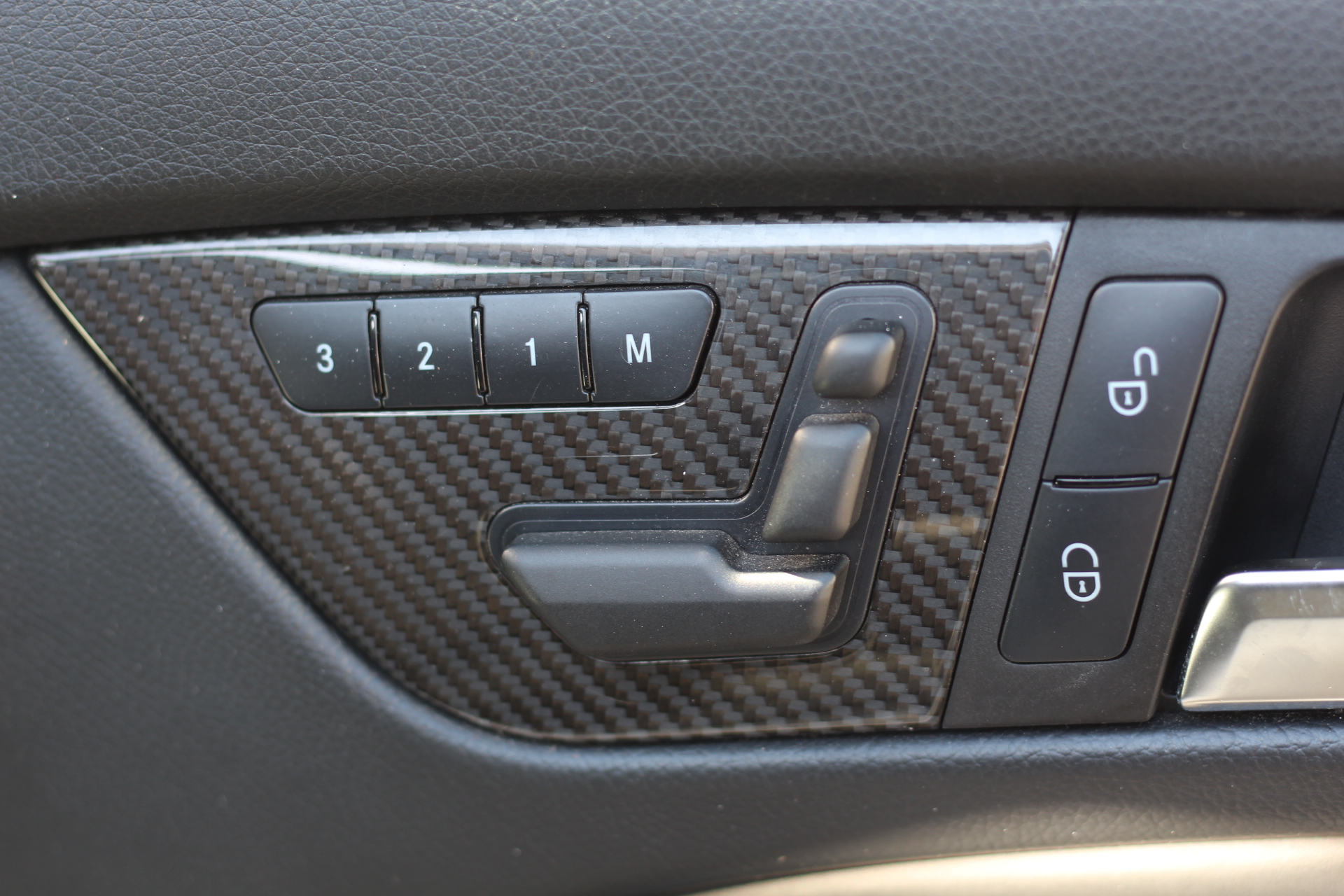 2012 (12) Mercedes-Benz C Class 6.3 C63 AMG Edition 125 7G-Tronic 2dr