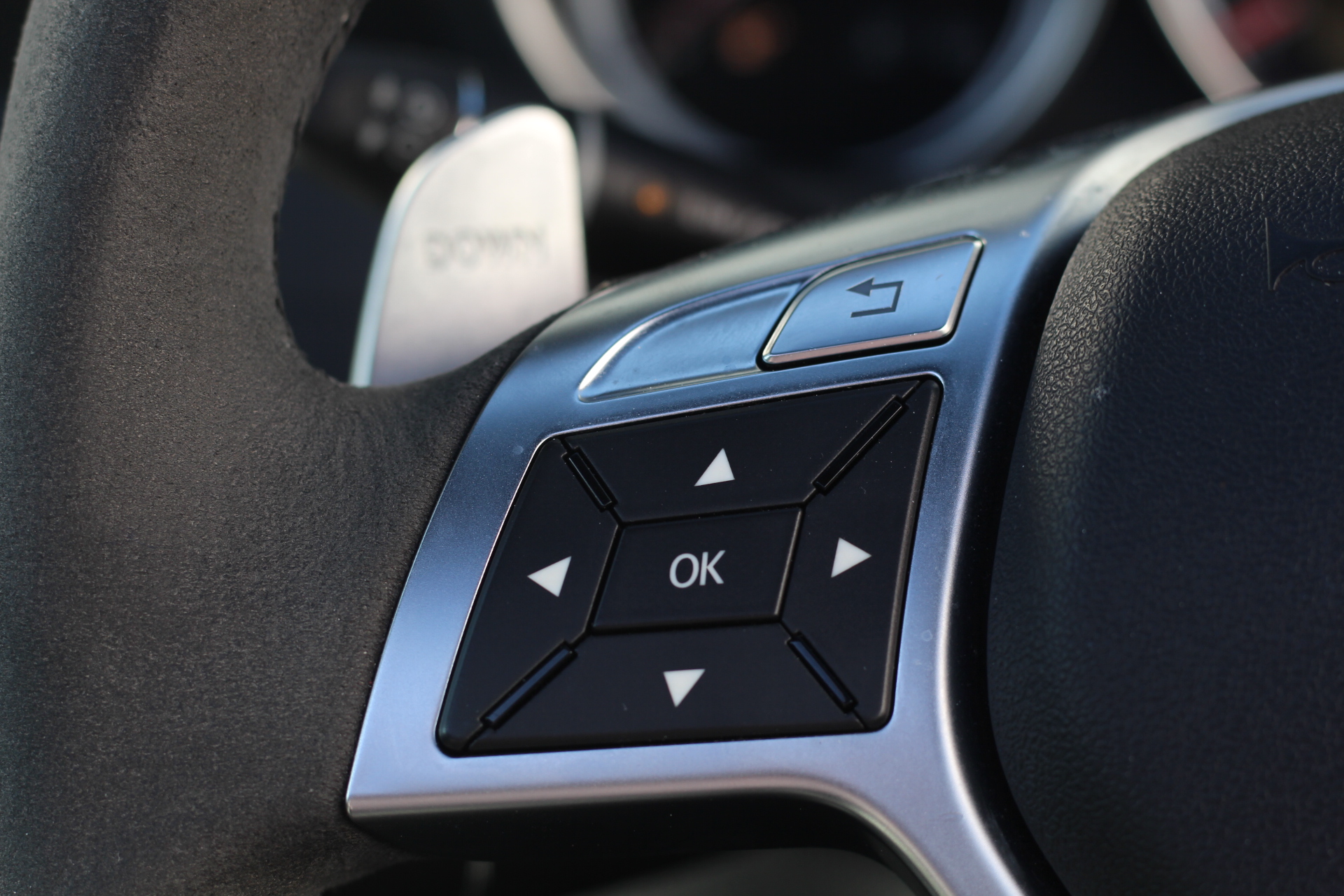 2012 (12) Mercedes-Benz C Class 6.3 C63 AMG Edition 125 7G-Tronic 2dr