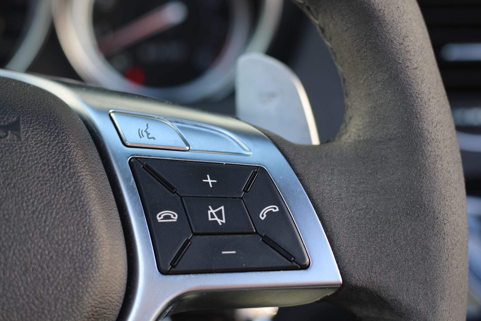 2012 (12) Mercedes-Benz C Class 6.3 C63 AMG Edition 125 7G-Tronic 2dr