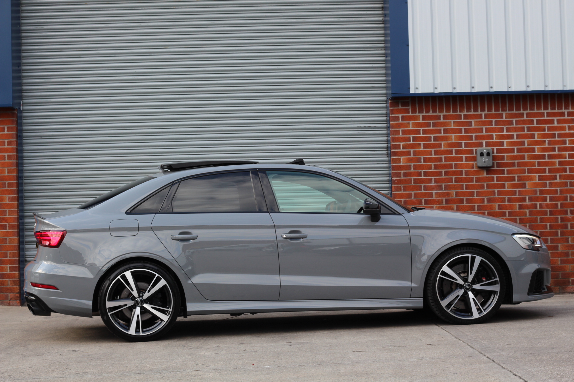 2018 Audi RS3 2.5 TFSI S Tronic quattro 4dr