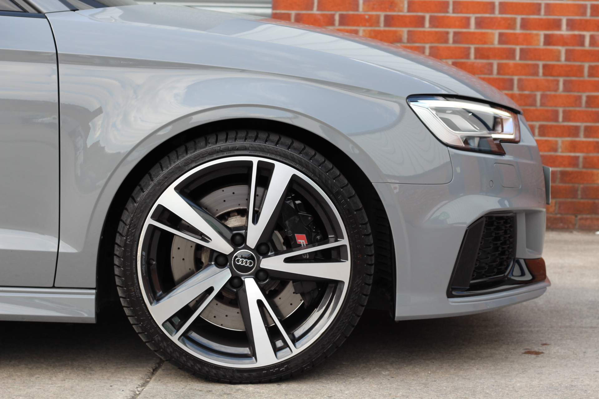 2018 Audi RS3 2.5 TFSI S Tronic quattro 4dr