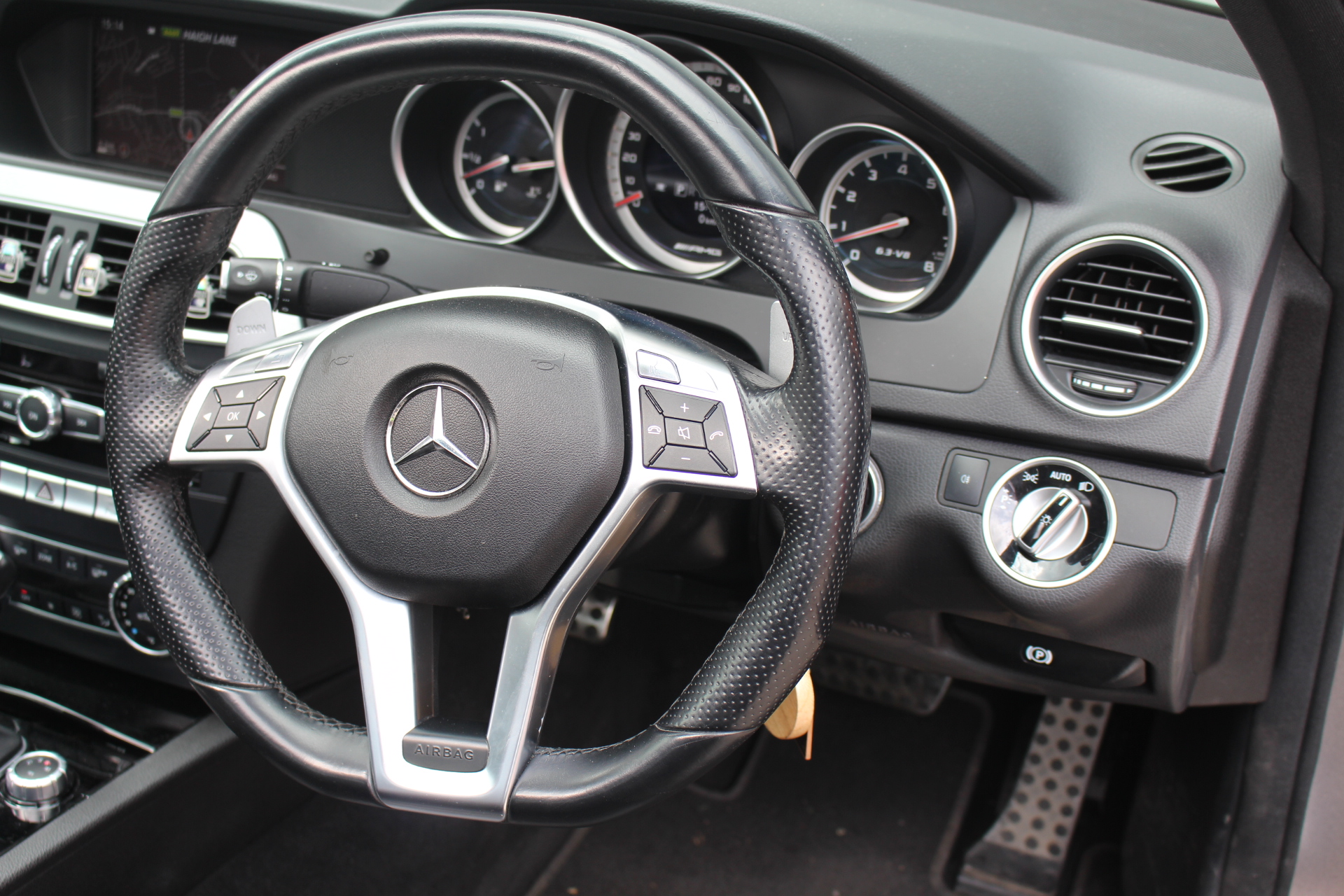 2013 Mercedes-Benz C Class 6.3 C63 AMG MCT 7S 4dr