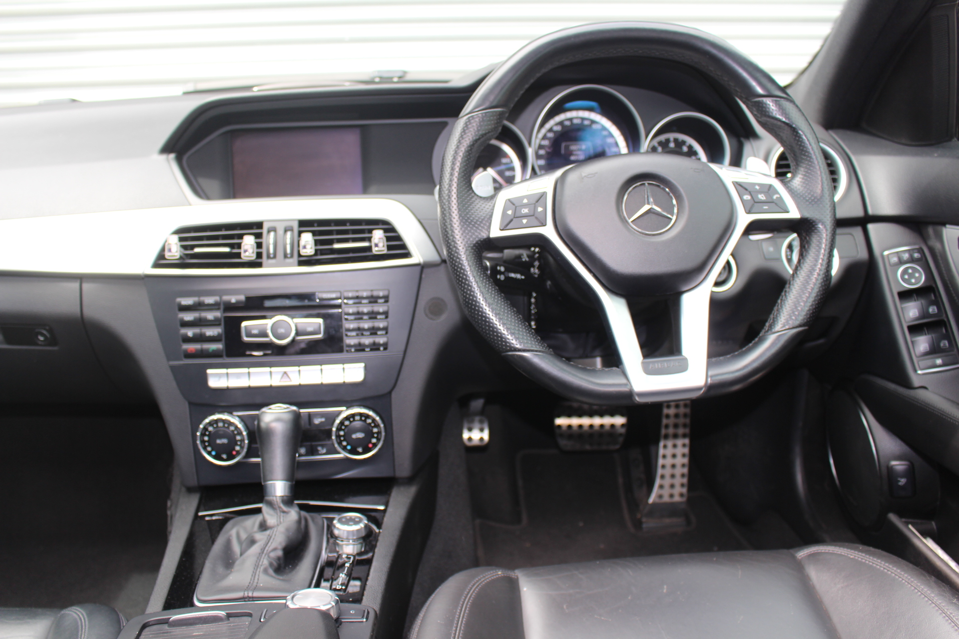 2013 Mercedes-Benz C Class 6.3 C63 AMG MCT 7S 4dr