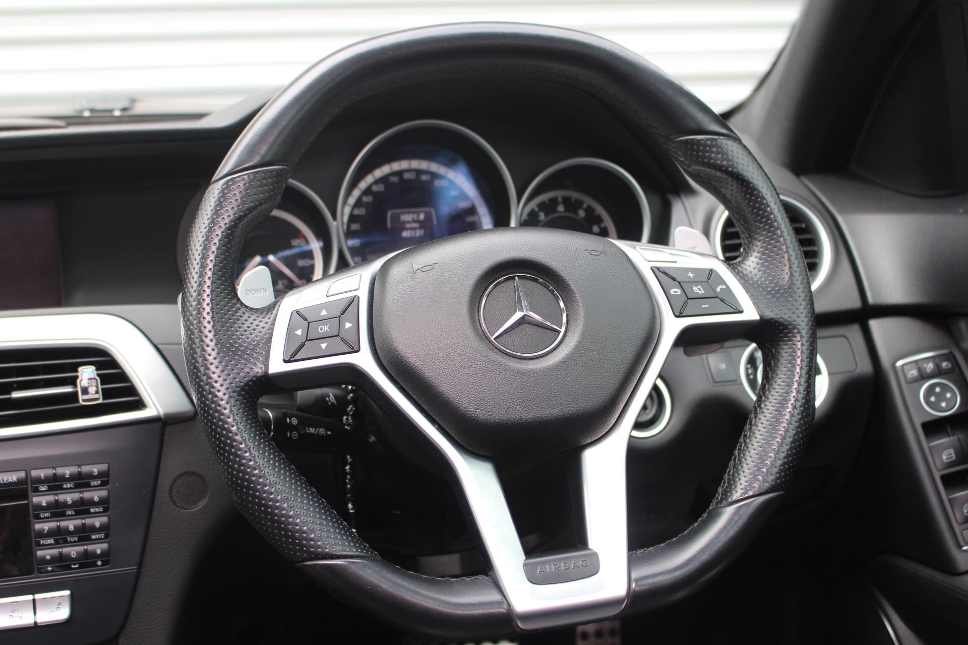 2013 Mercedes-Benz C Class 6.3 C63 AMG MCT 7S 4dr