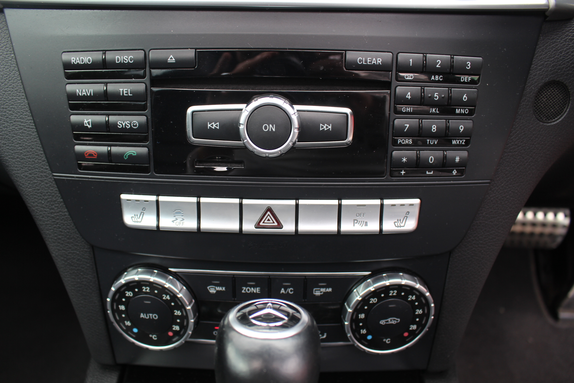 2013 Mercedes-Benz C Class 6.3 C63 AMG MCT 7S 4dr