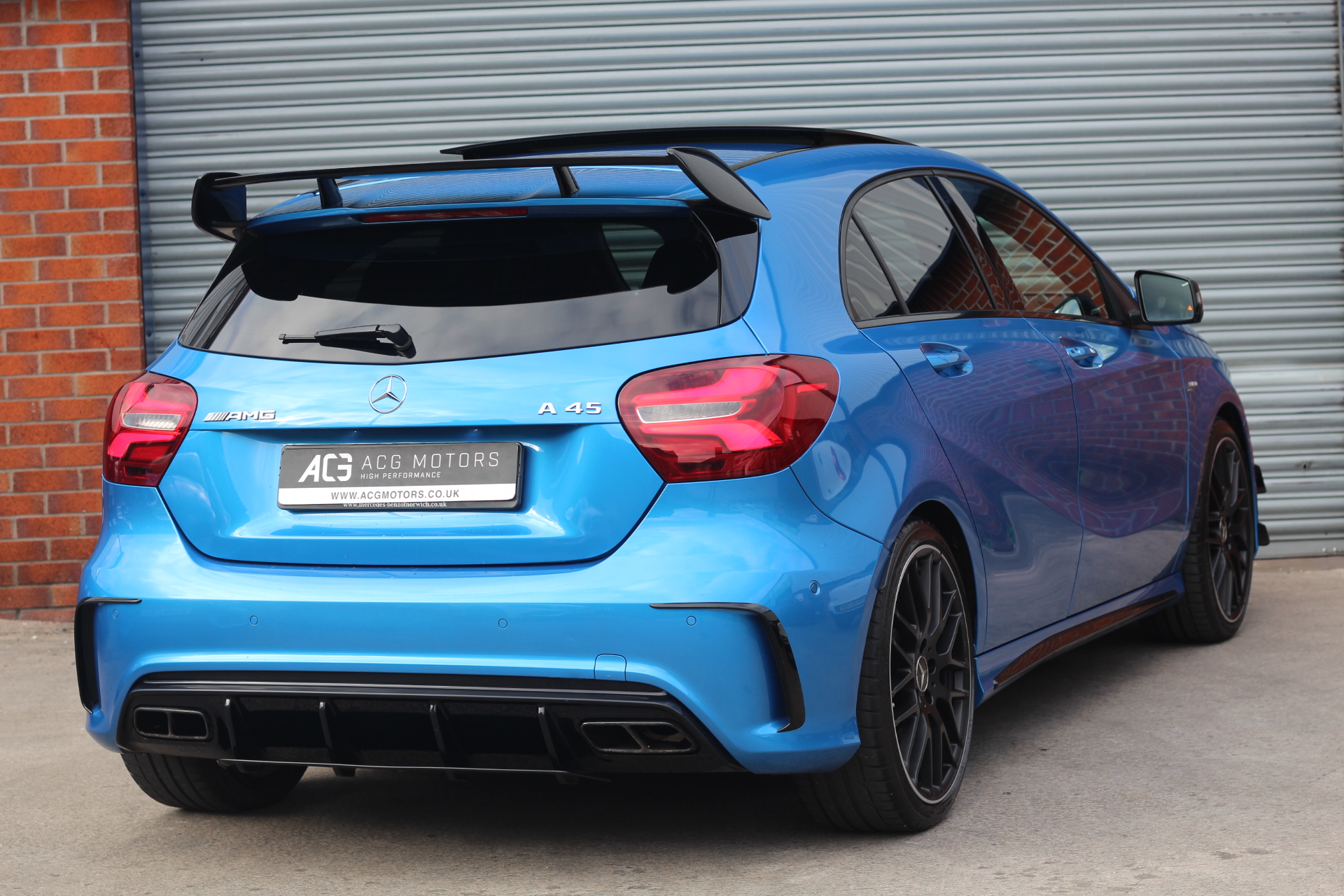 2016 (16) Mercedes-Benz A Class 2.0 A45 AMG (Premium) Speedshift DCT 4MATIC (s/s