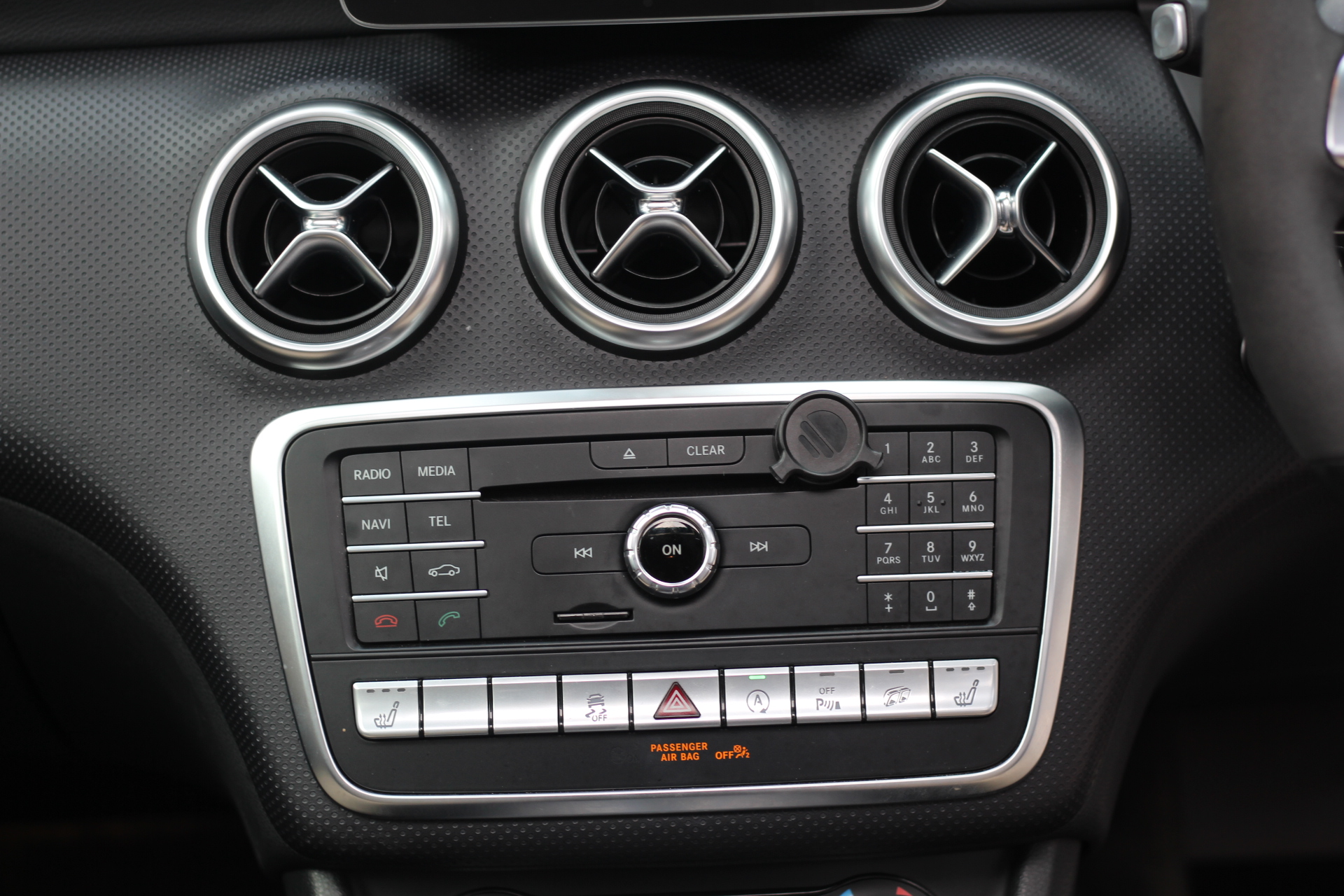 2016 (16) Mercedes-Benz A Class 2.0 A45 AMG (Premium) Speedshift DCT 4MATIC (s/s