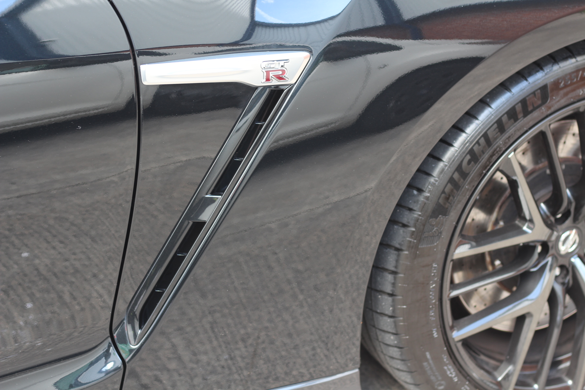 2017 (17) Nissan GT-R 3.8 V6 Prestige Auto 4WD 2dr