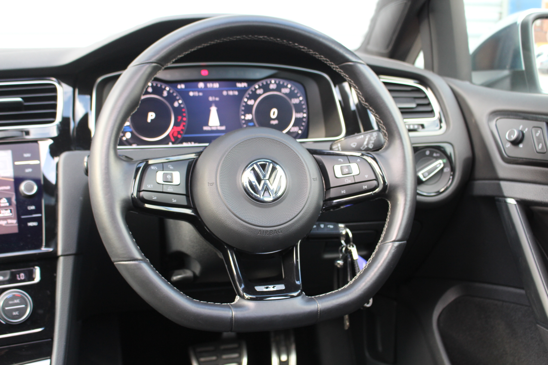 2017 (67) Volkswagen Golf 2.0 TSI ( 310ps ) 4Motion BMT ( s/s ) DSG 2017.5MY R