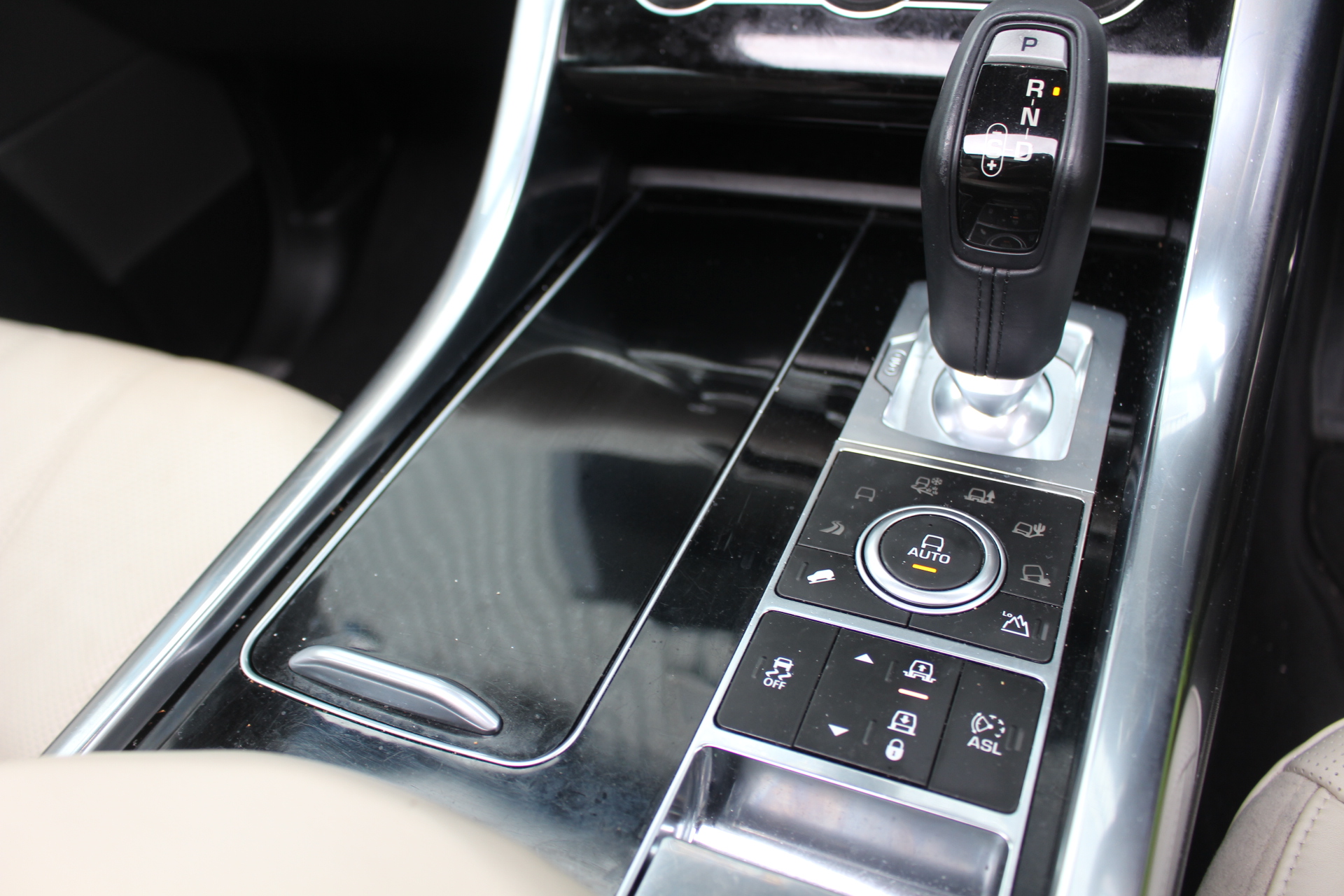 2014 (14) Land Rover Range Rover Sport 4.4 SD V8 Autobiography Dynamic 4X4 5dr