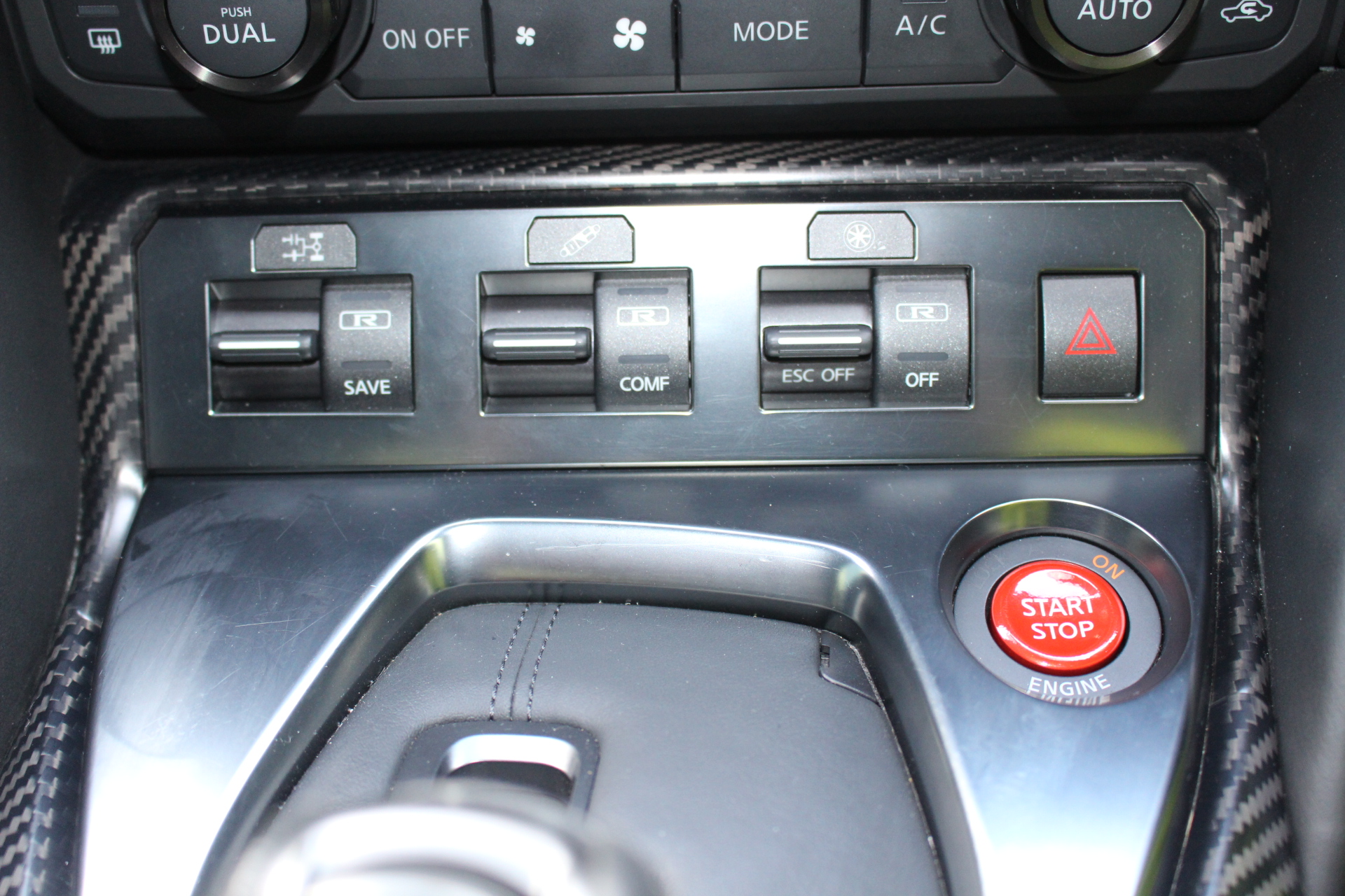 2017 (17) Nissan GT-R 3.8 V6 Prestige Auto 4WD 2dr