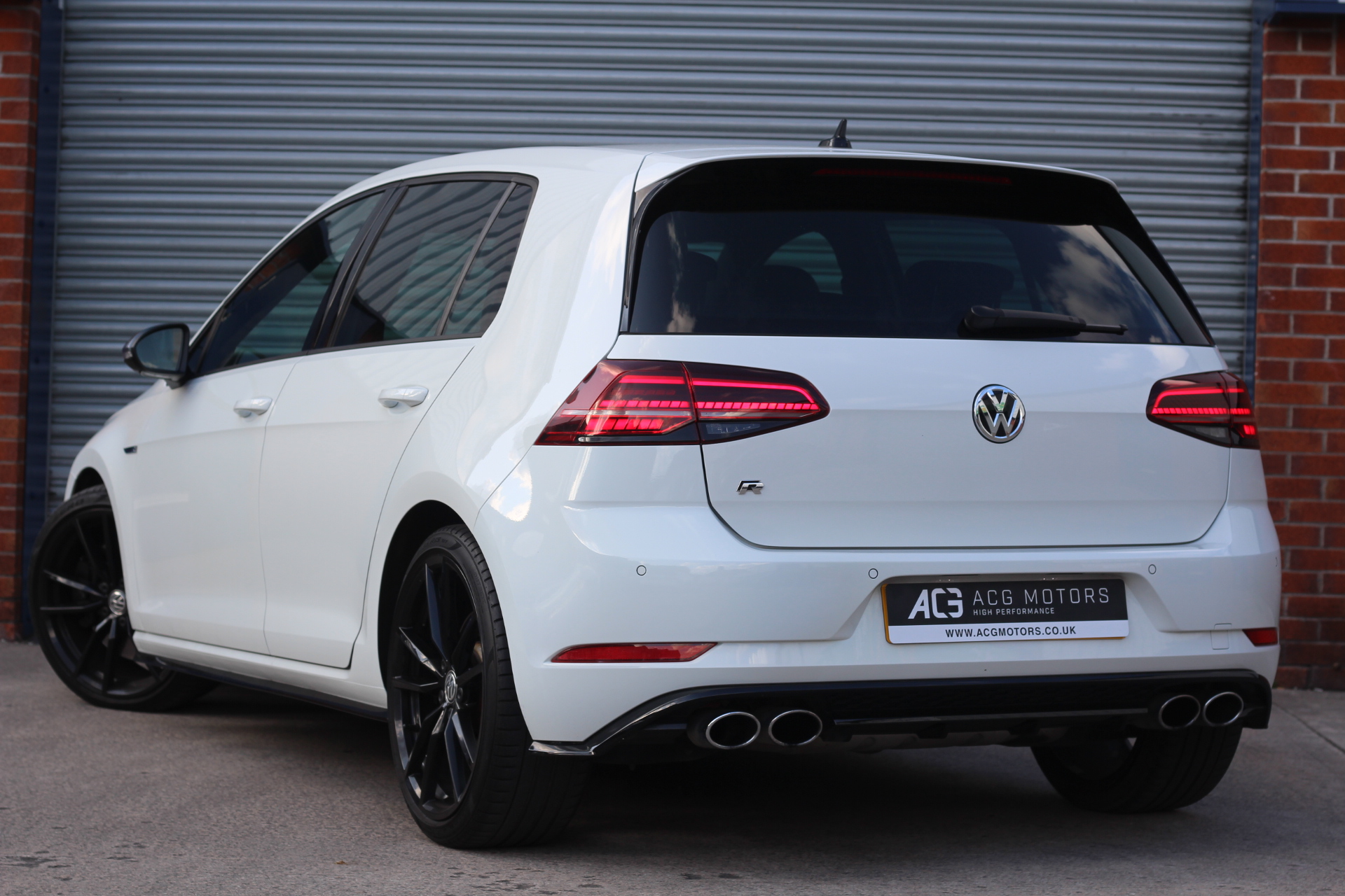 2017 (67) Volkswagen Golf 2.0 TSI ( 310ps ) 4Motion BMT ( s/s ) DSG 2017.5MY R