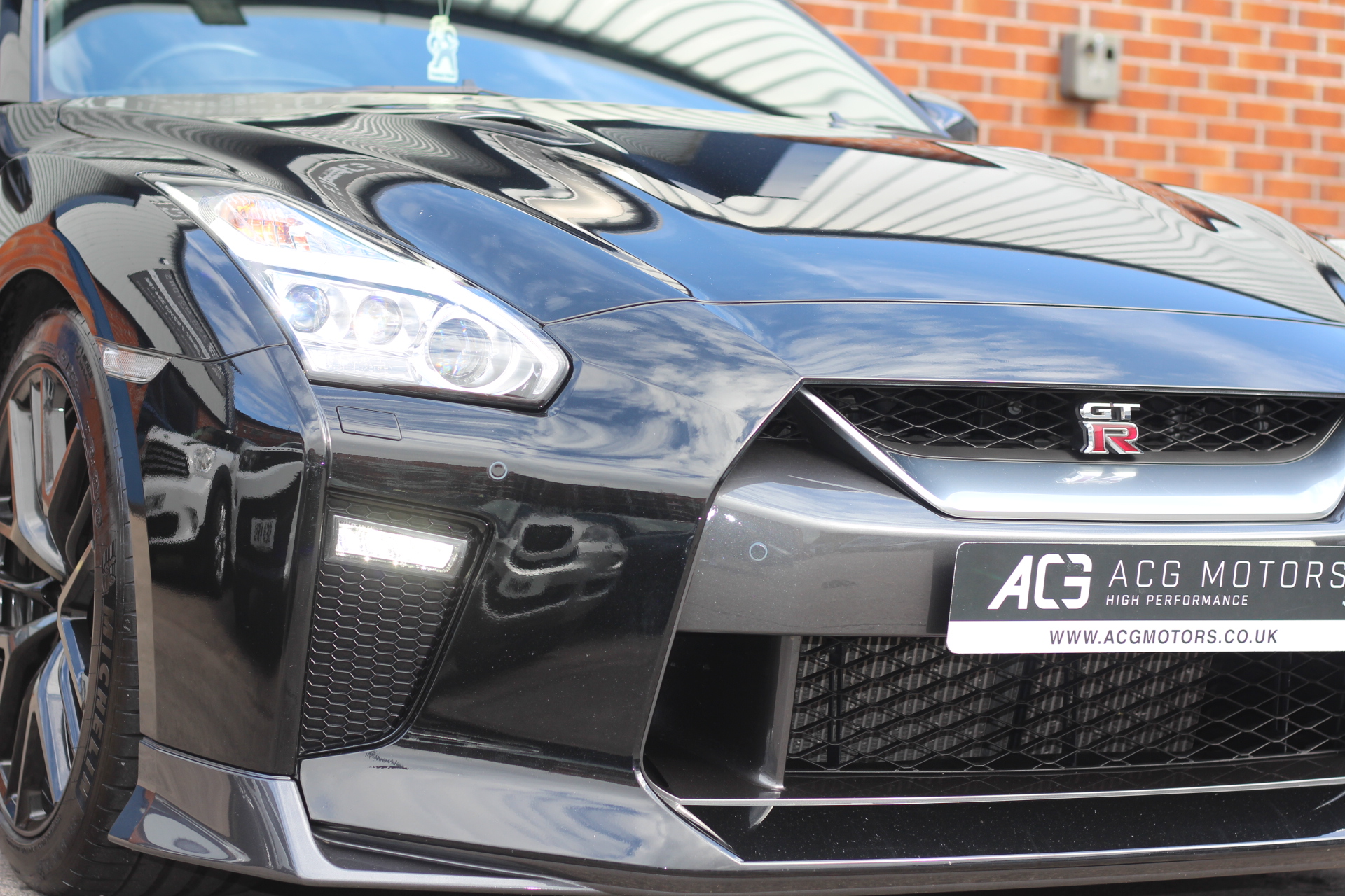 2017 (17) Nissan GT-R 3.8 V6 Prestige Auto 4WD 2dr