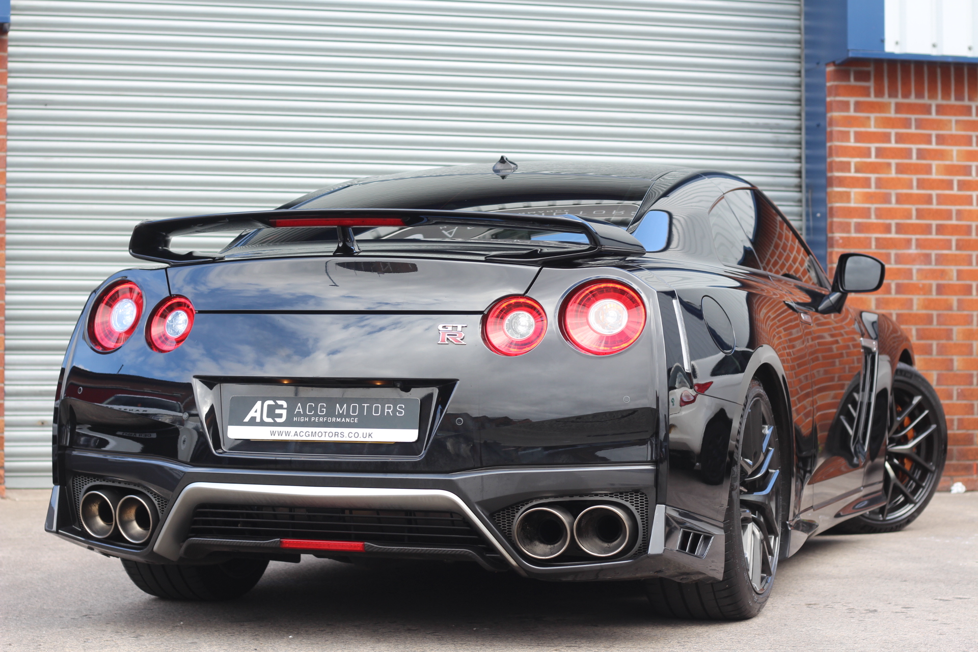 2017 (17) Nissan GT-R 3.8 V6 Prestige Auto 4WD 2dr
