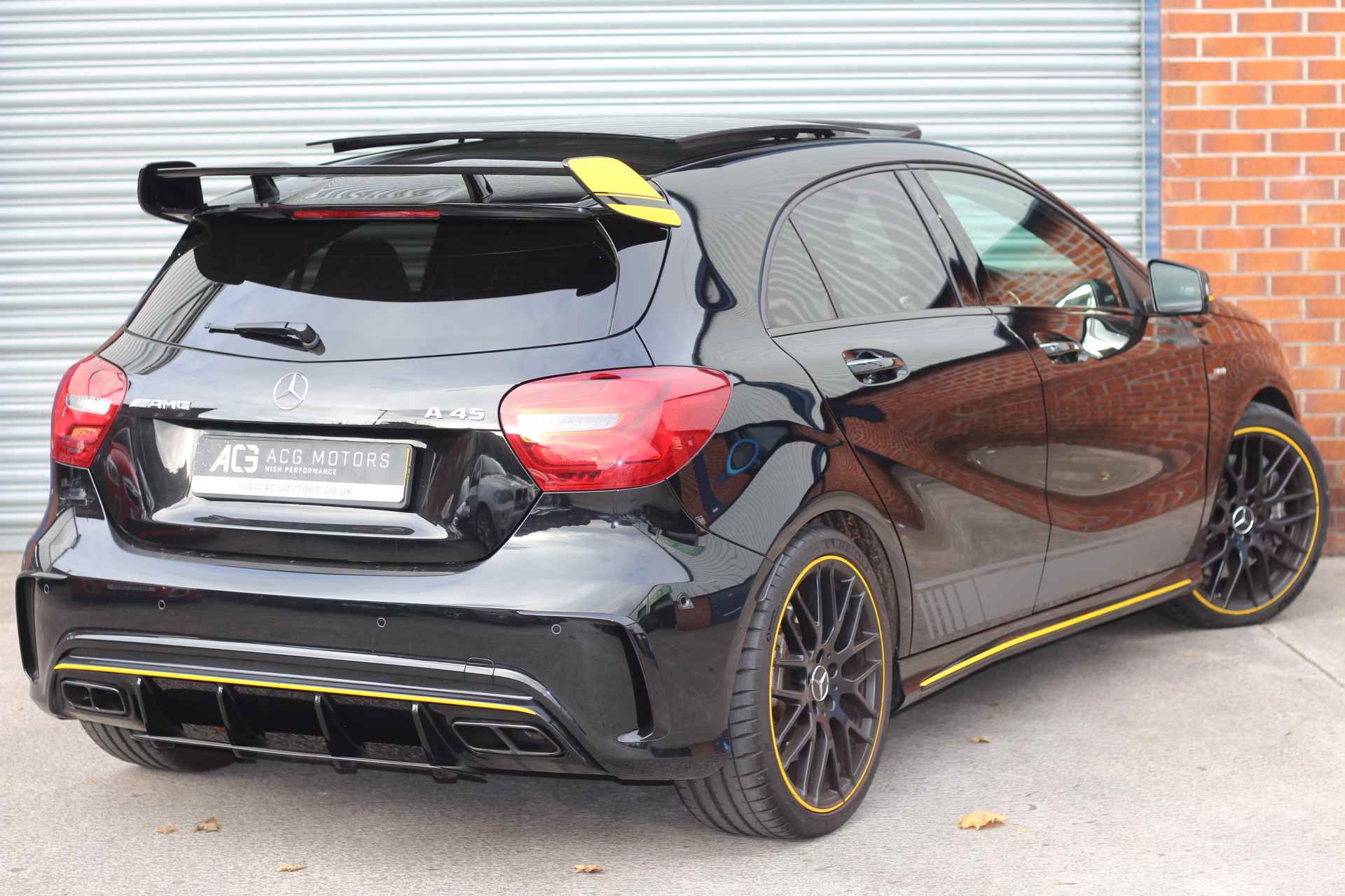 2017 (67) Mercedes-Benz A Class 2.0 A45 AMG Yellow Night Edition SpdS DCT 4MATIC (s/s) 5dr