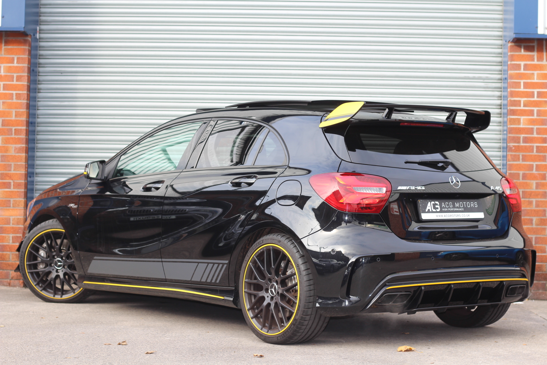 2017 (67) Mercedes-Benz A Class 2.0 A45 AMG Yellow Night Edition SpdS DCT 4MATIC (s/s) 5dr
