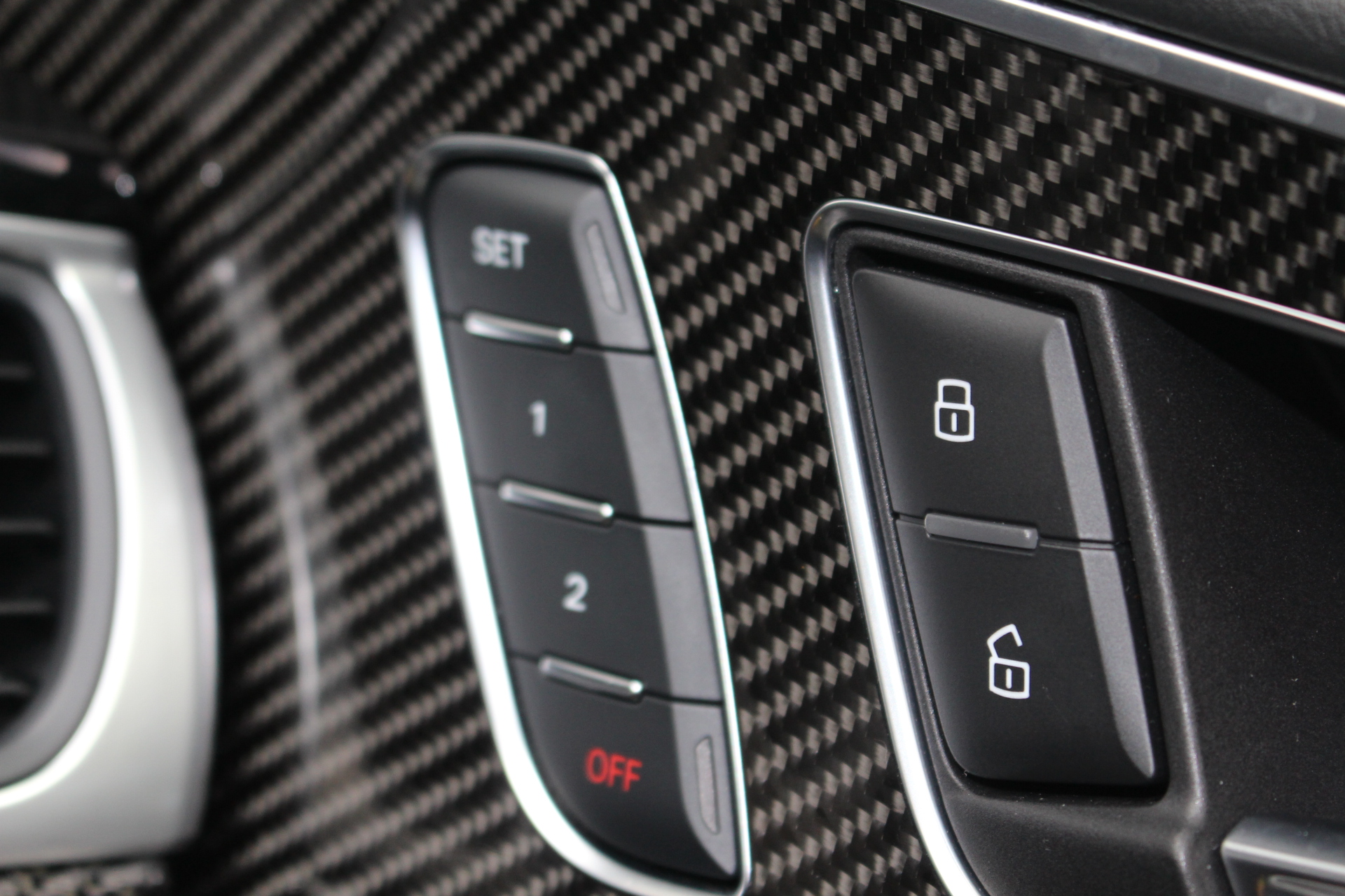 2016 (16) Audi RS6 Avant 4.0 TFSI V8 Avant Tiptronic quattro (s/s) 5dr