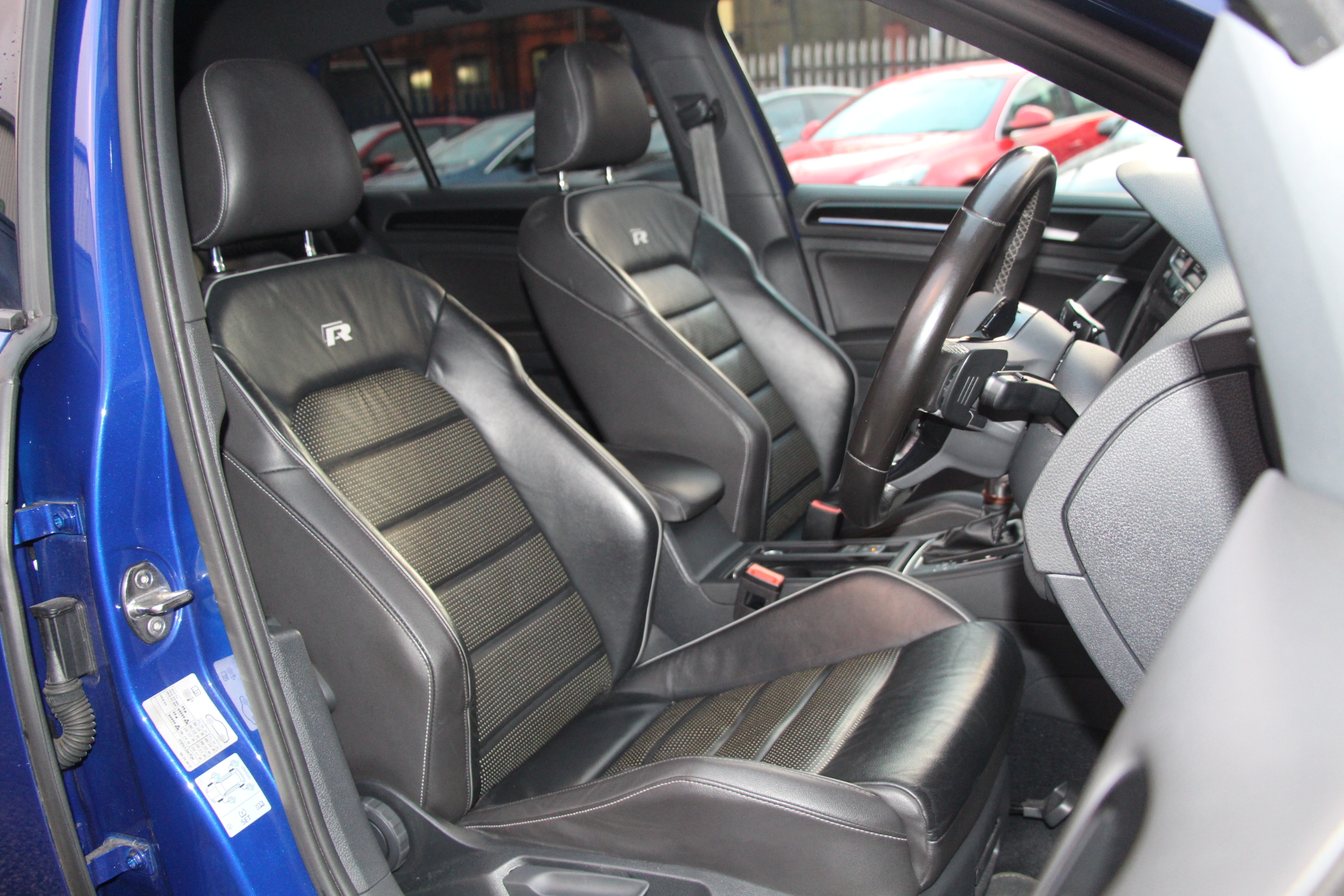 2017 (17) Volkswagen Golf 2.0 TSI BlueMotion Tech R DSG 4Motion (s/s) 5dr