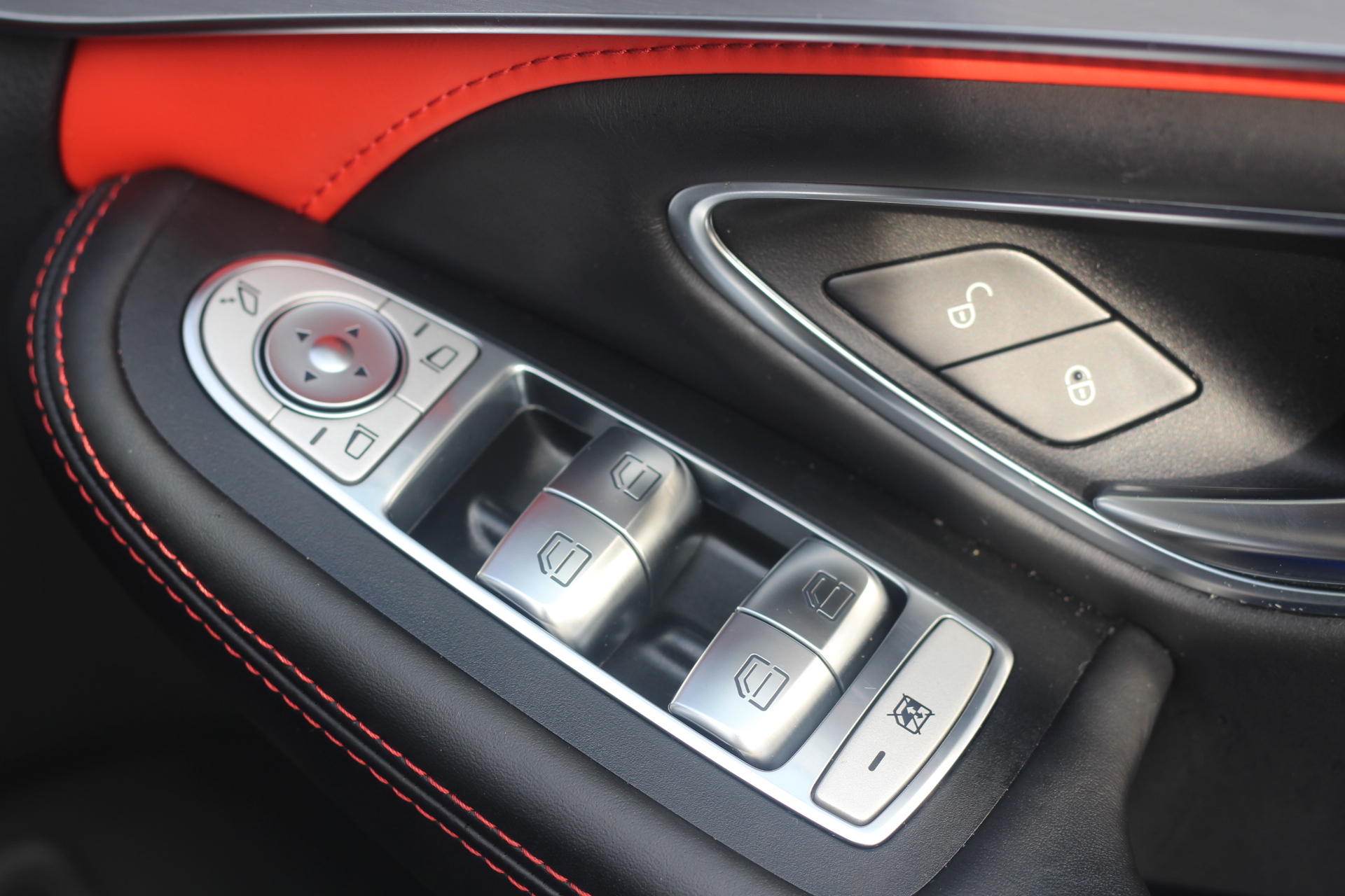 2016 (66) Mercedes-Benz C Class 4.0 C63 V8 BiTurbo AMG S (Premium) SpdS MCT (s/s) 4dr