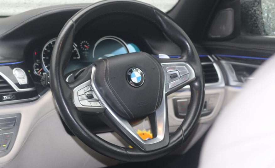 2015 (65) BMW 7 Series 3.0 730d M Sport Auto xDrive (s/s) 4dr