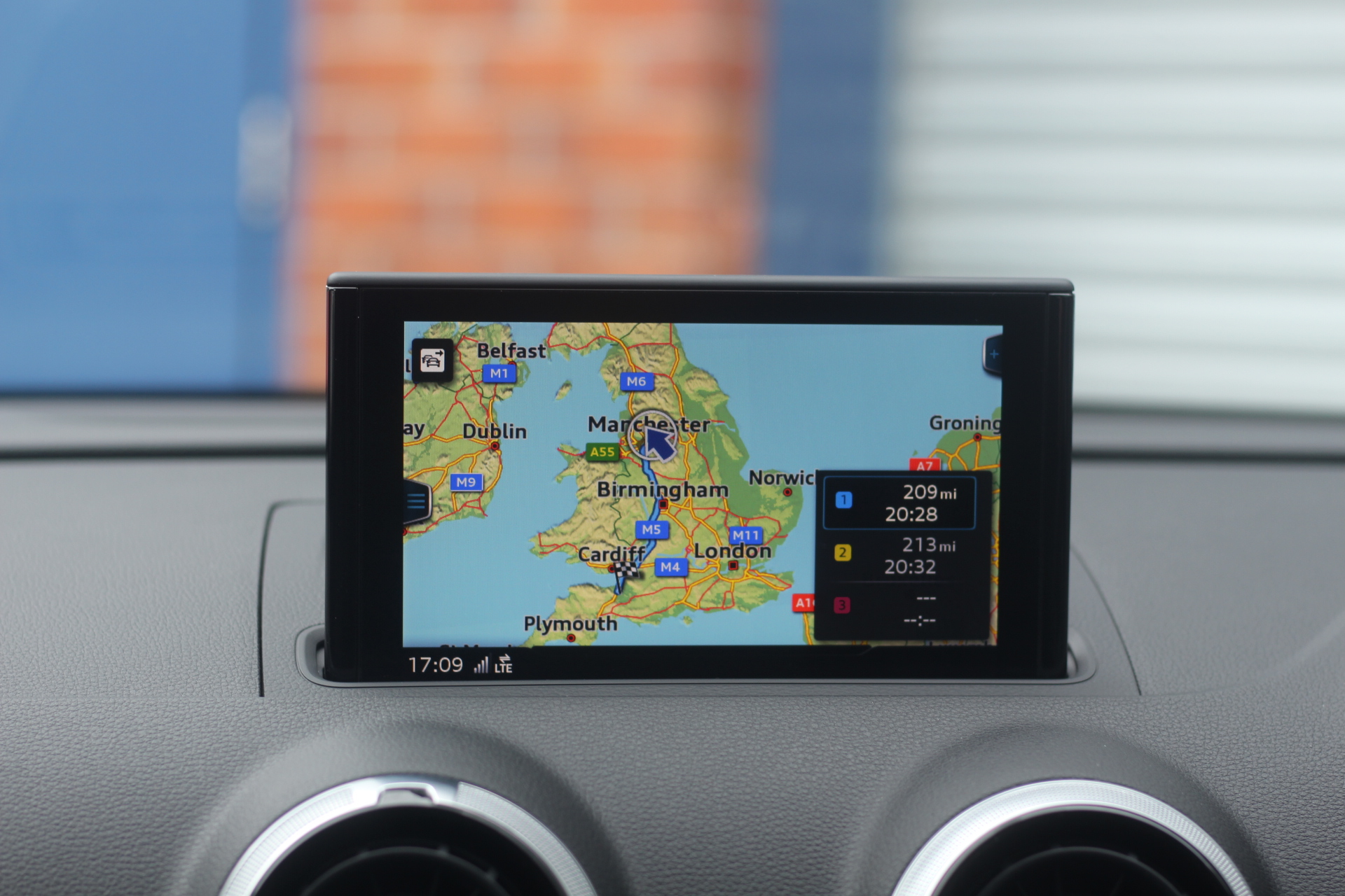 2017 (17) Audi S3 2.0 TFSI Black Edition Sportback S Tronic quattro (s/s) 5dr