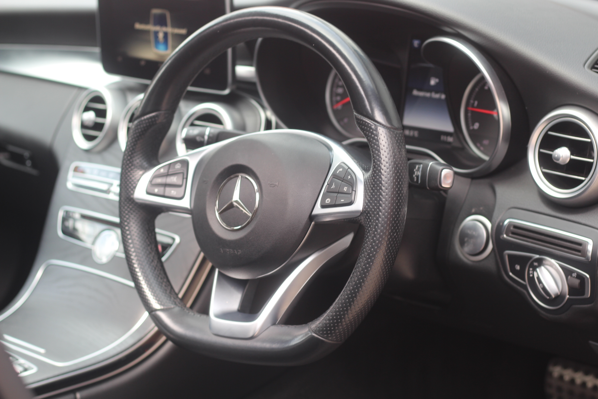 2017 (17) Mercedes-Benz C Class 2.1 C250d AMG Line (Premium Plus) G-Tronic+ (s/s) 4dr