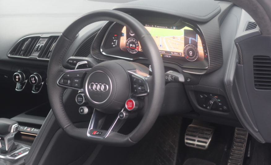 2016 (65) Audi R8 5.2 FSI V10 Plus S Tronic quattro (s/s) 2dr