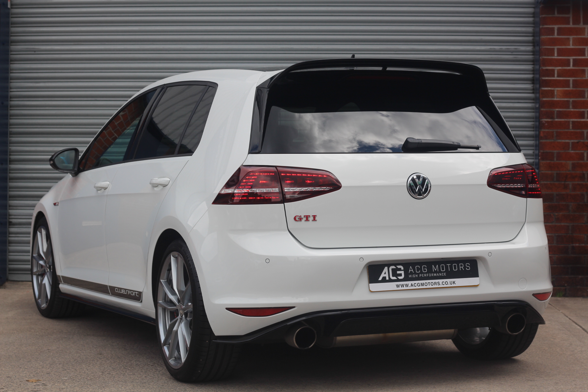 2017 (17) Volkswagen Golf 2.0 TSI BlueMotion Tech GTI Clubsport Edition 40 DSG (s/s) 5dr