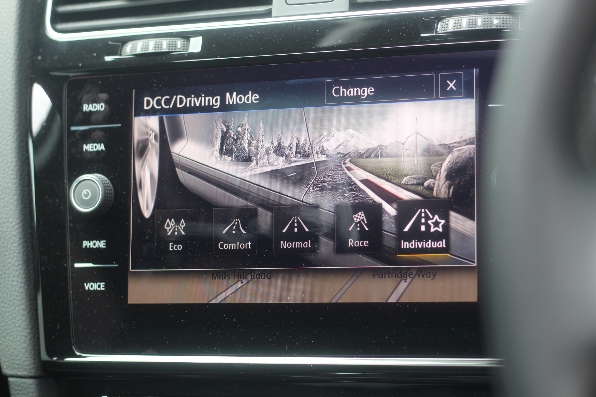 2017 (67) Volkswagen Golf 2.0 TSI R DSG 4Motion (s/s) 5dr