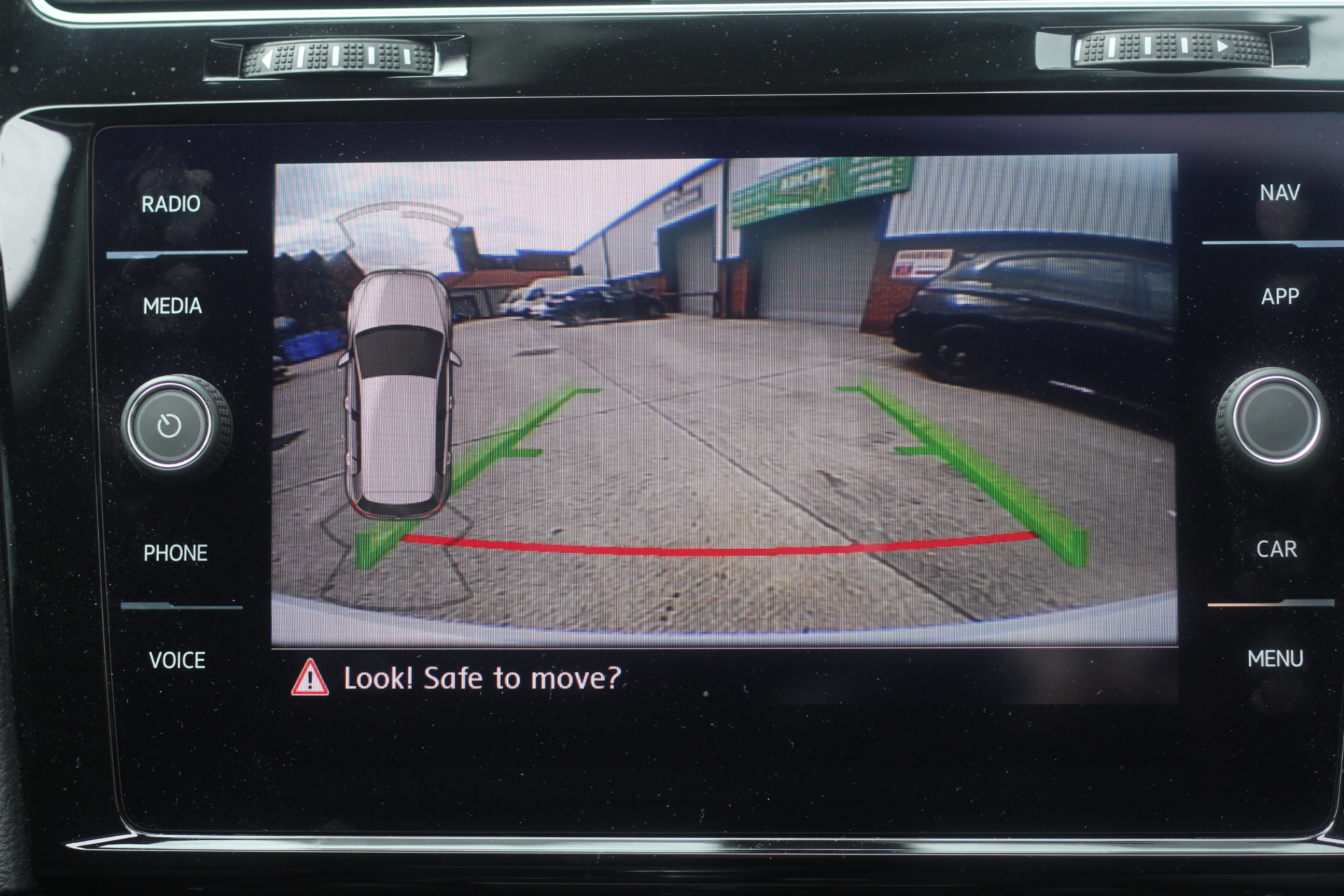 2017 (67) Volkswagen Golf 2.0 TSI R DSG 4Motion (s/s) 5dr