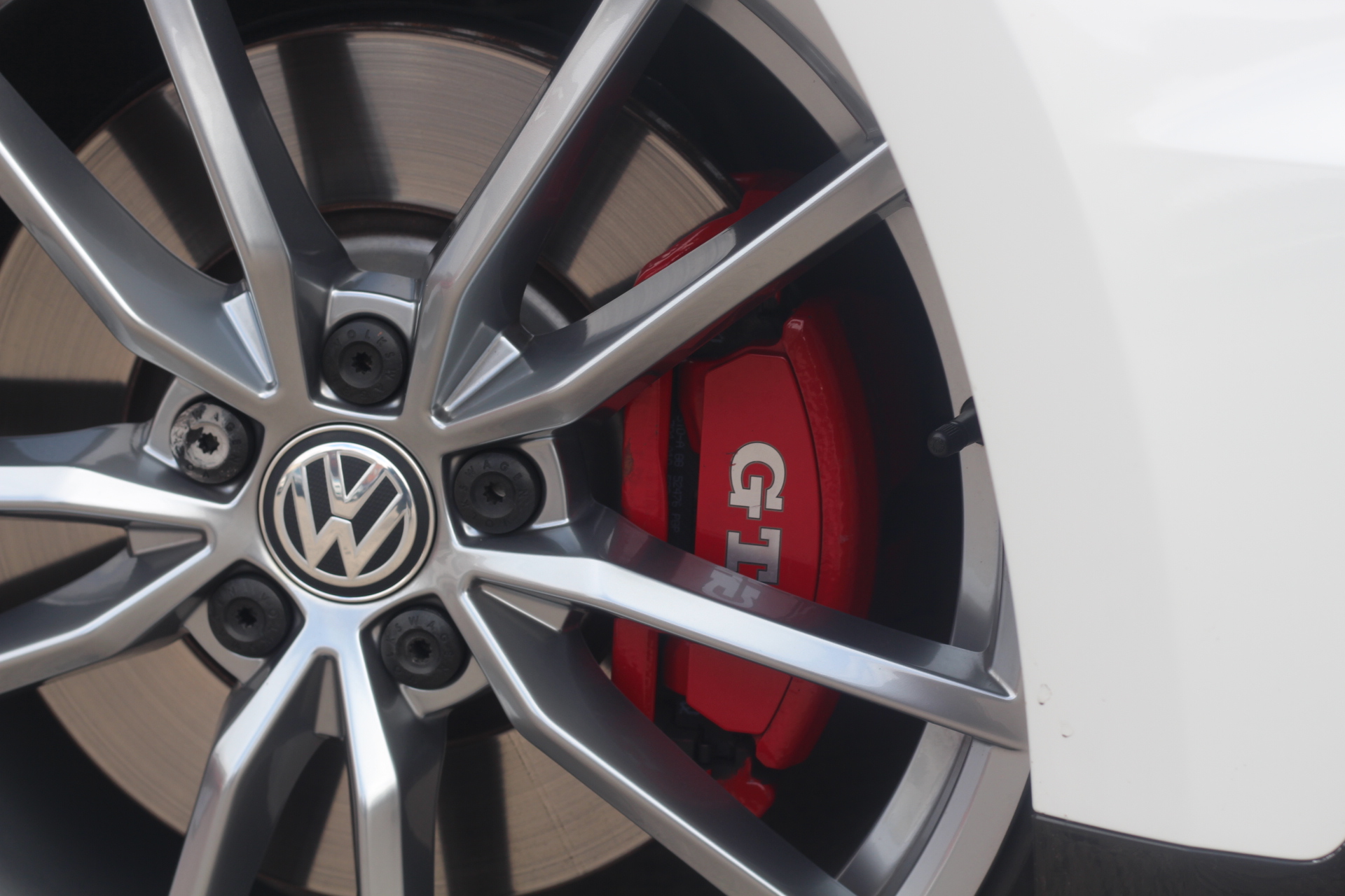 2017 (17) Volkswagen Golf 2.0 TSI BlueMotion Tech GTI Clubsport Edition 40 DSG (s/s) 5dr