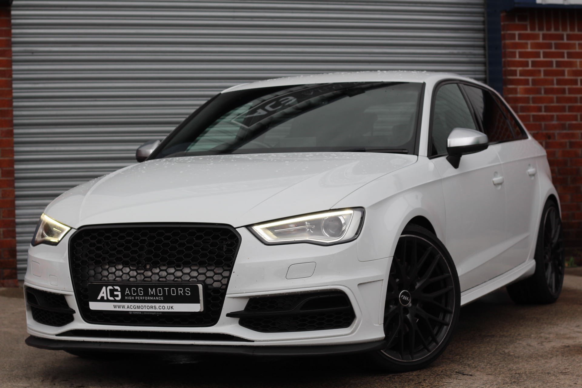 2015 (15) Audi S3 2.0 TFSI Sportback S Tronic quattro 5dr