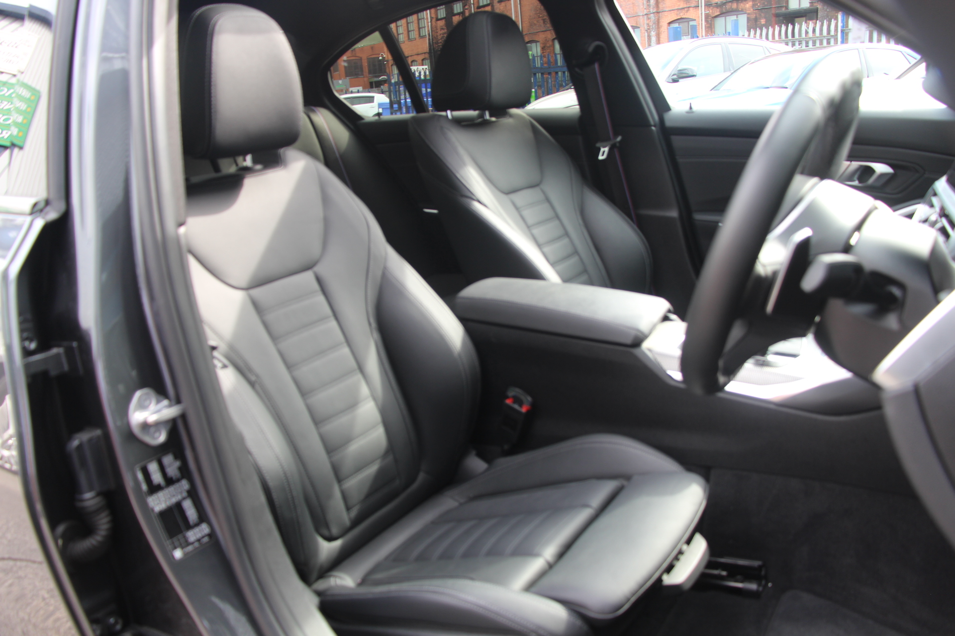 2019 (19) BMW 3 Series 2.0 320d M Sport Auto (s/s) 4dr