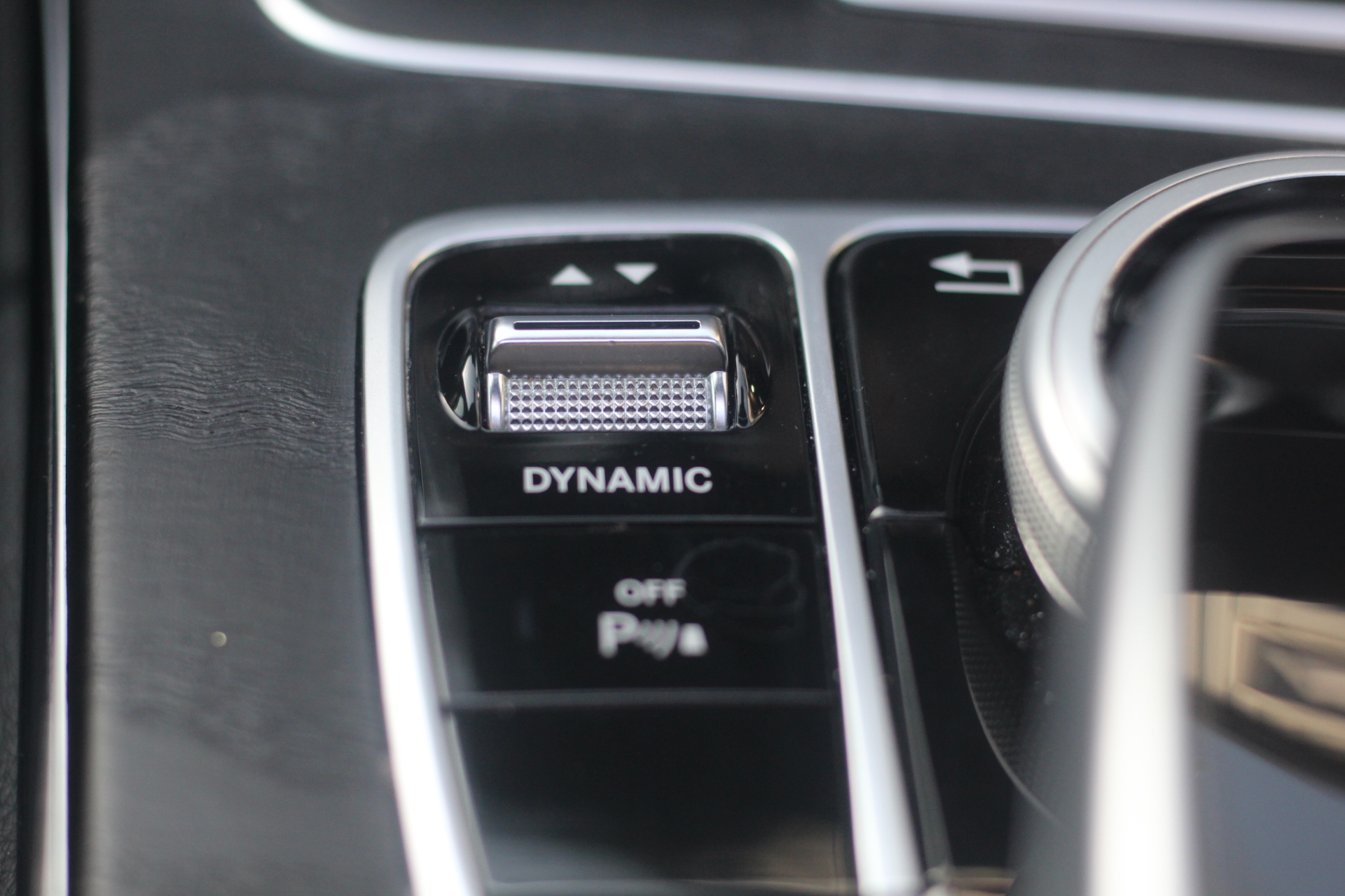 2017 (17) Mercedes-Benz C Class 2.1 C250d AMG Line (Premium Plus) G-Tronic+ (s/s) 4dr