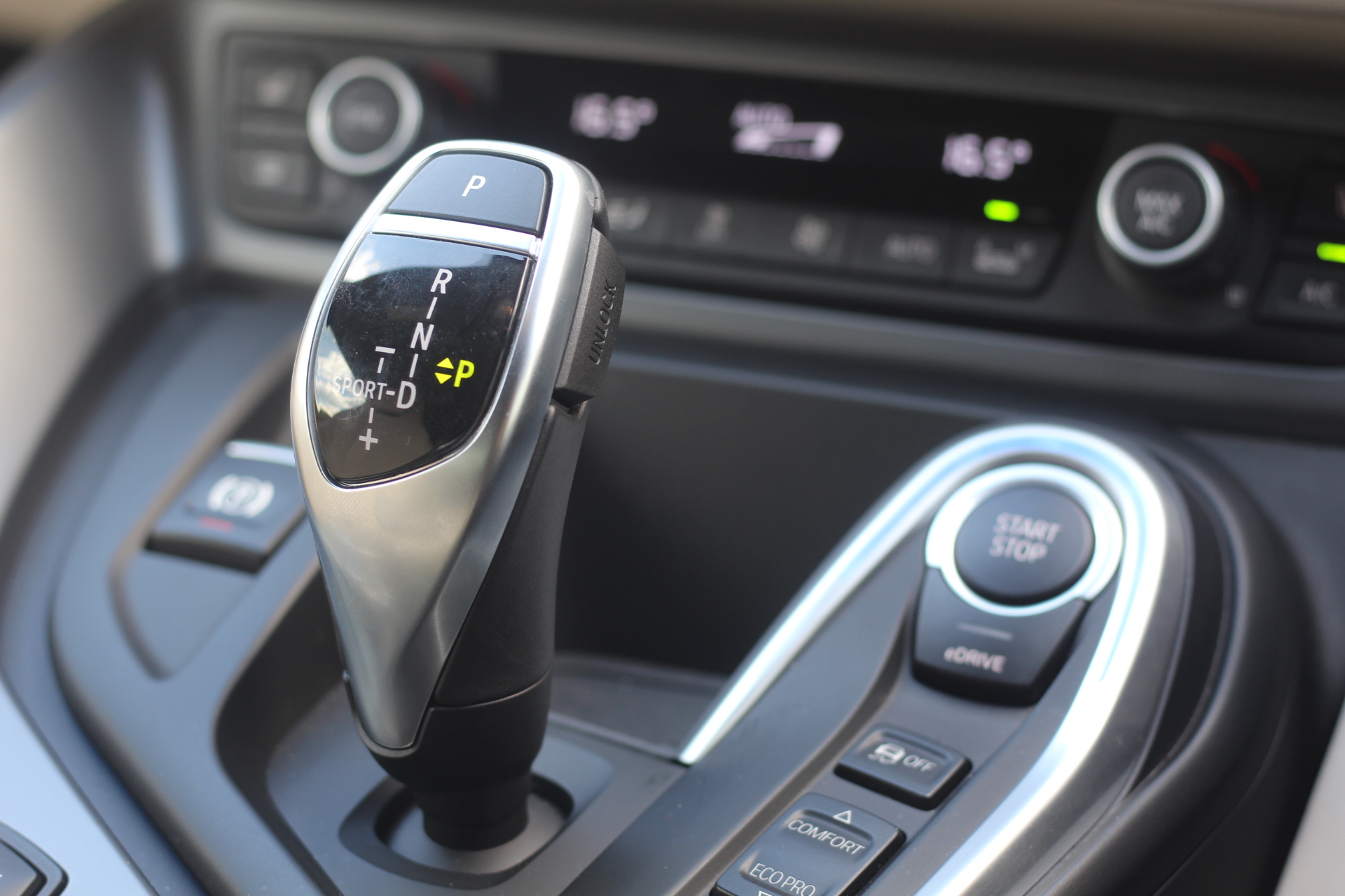 2017 (67) BMW i8 1.5 7.1kWh Auto 4WD (s/s) 2dr