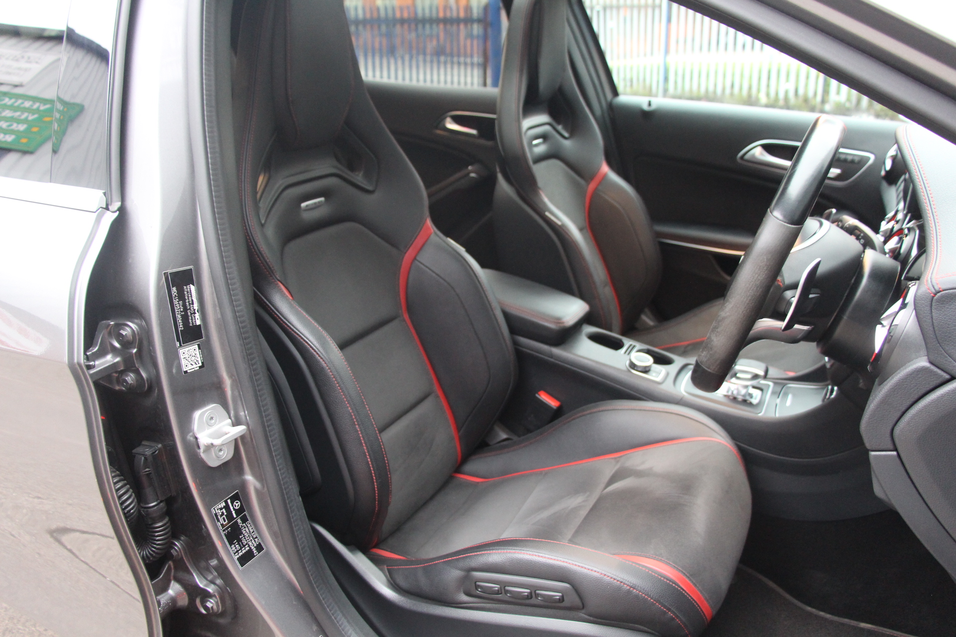 2017 (17) Mercedes-Benz GLA Class 2.0 GLA45 AMG (Premium) SpdS DCT 4MATIC (s/s) 5dr