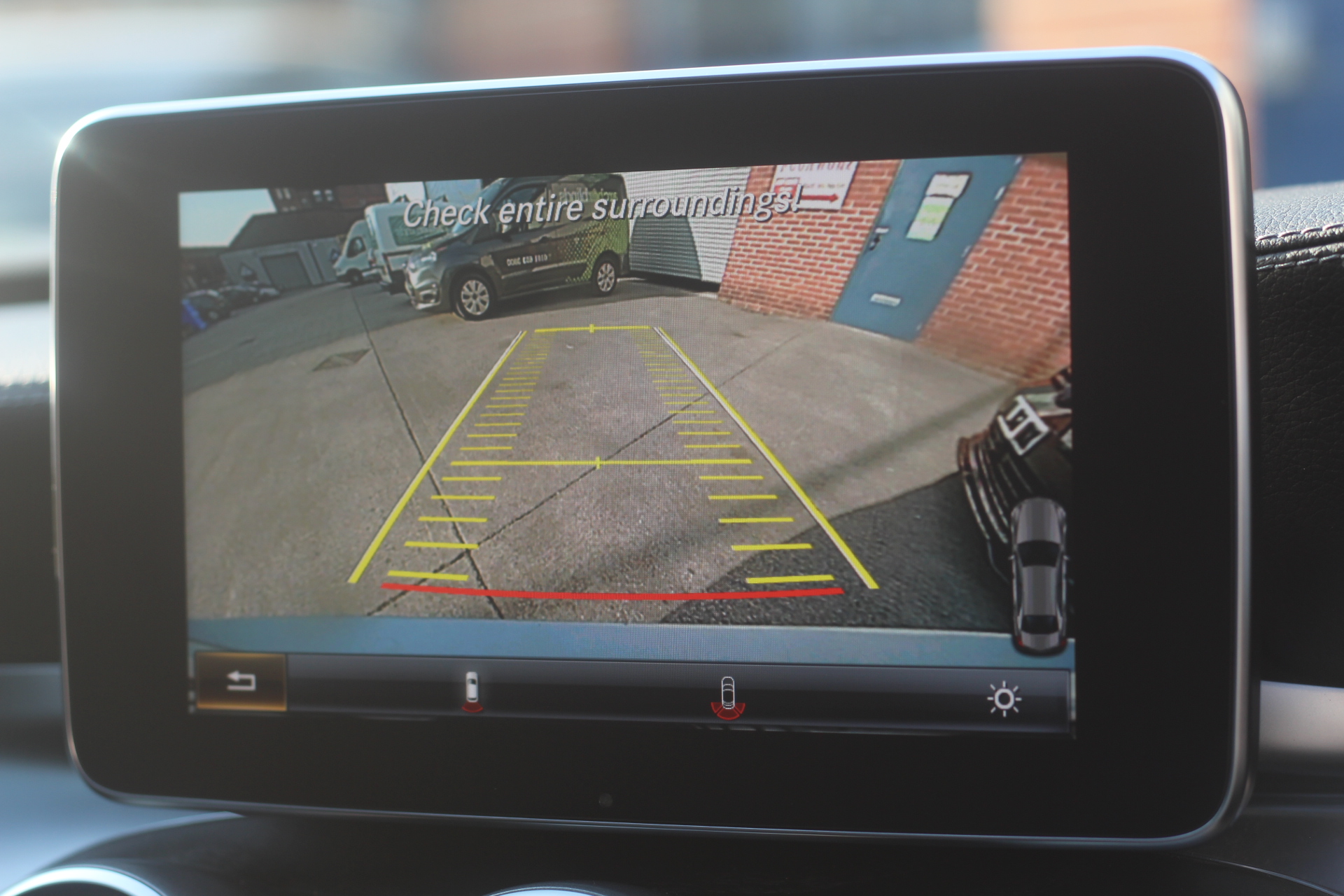 2017 (17) Mercedes-Benz C Class 2.1 C250d AMG Line (Premium Plus) G-Tronic+ (s/s) 4dr