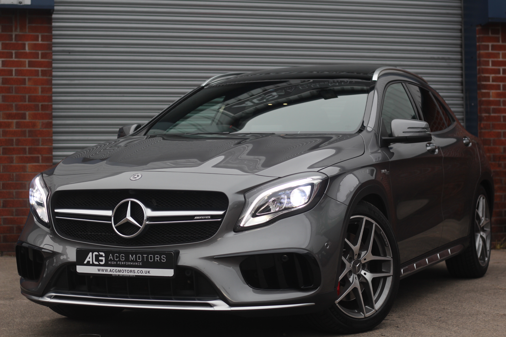 2017 (17) Mercedes-Benz GLA Class 2.0 GLA45 AMG (Premium) SpdS DCT 4MATIC (s/s) 5dr