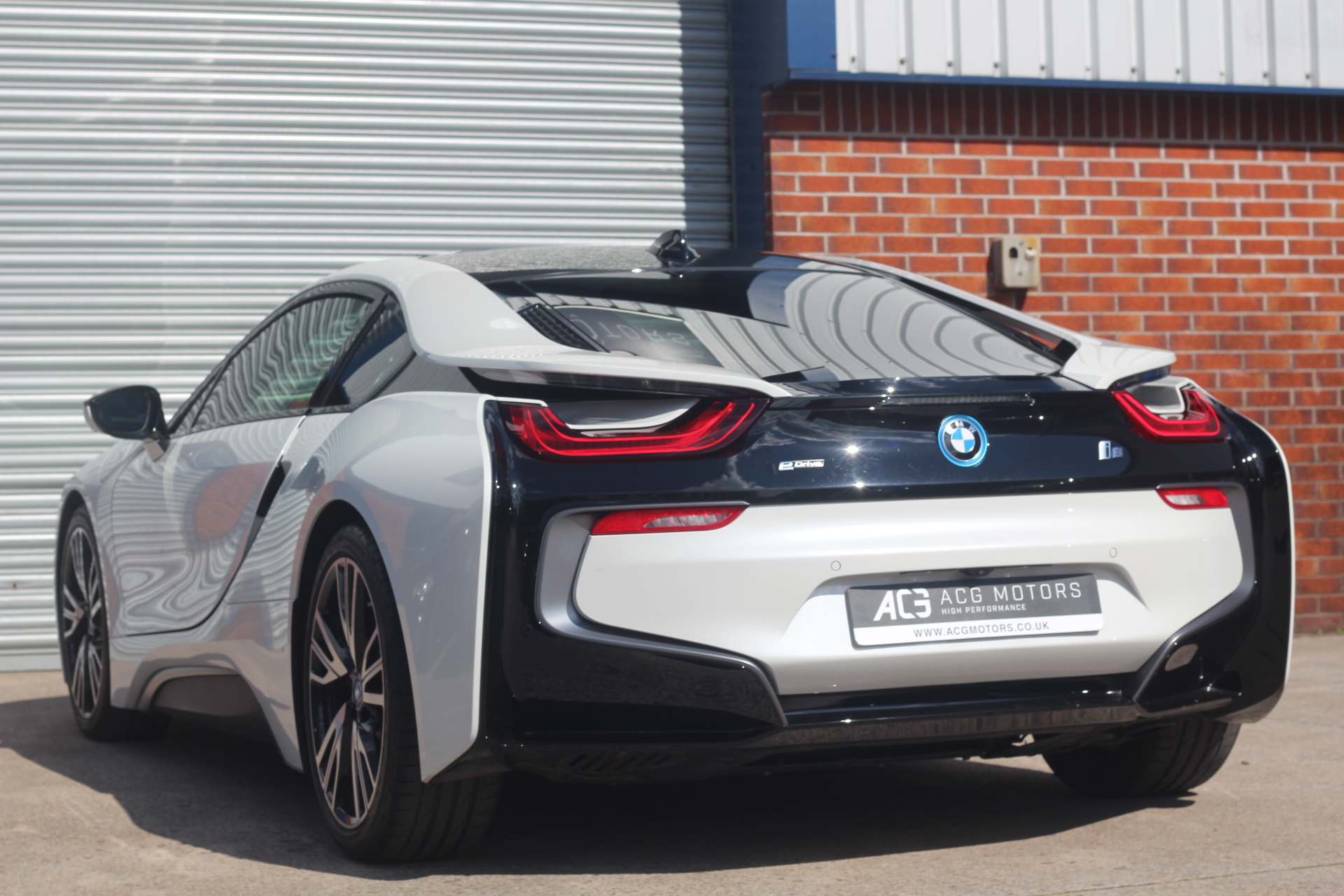 2017 (67) BMW i8 1.5 7.1kWh Auto 4WD (s/s) 2dr