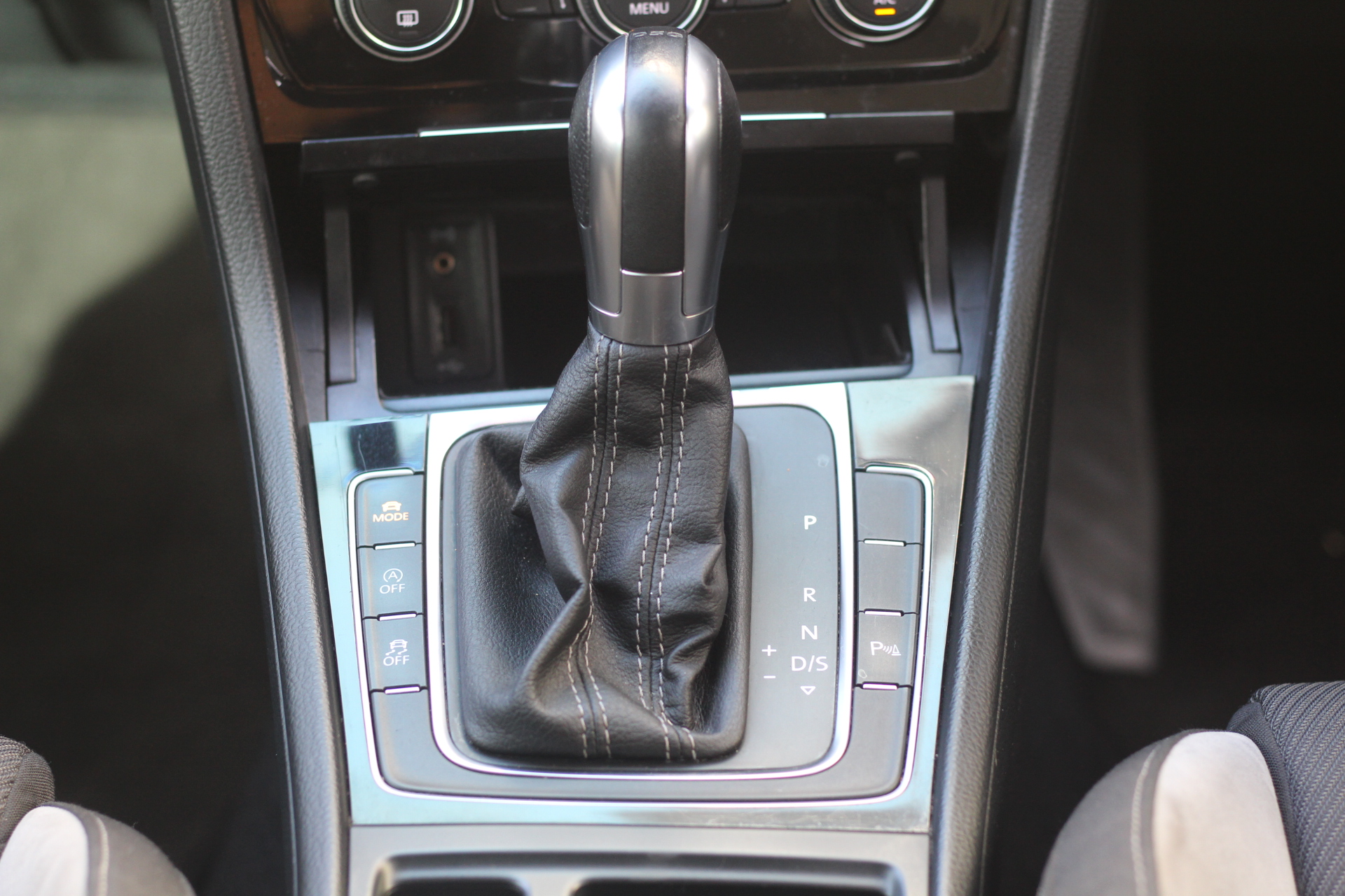 2015 (15) Volkswagen Golf 2.0 TSI BlueMotion Tech R DSG 4MOTION (s/s) 5dr