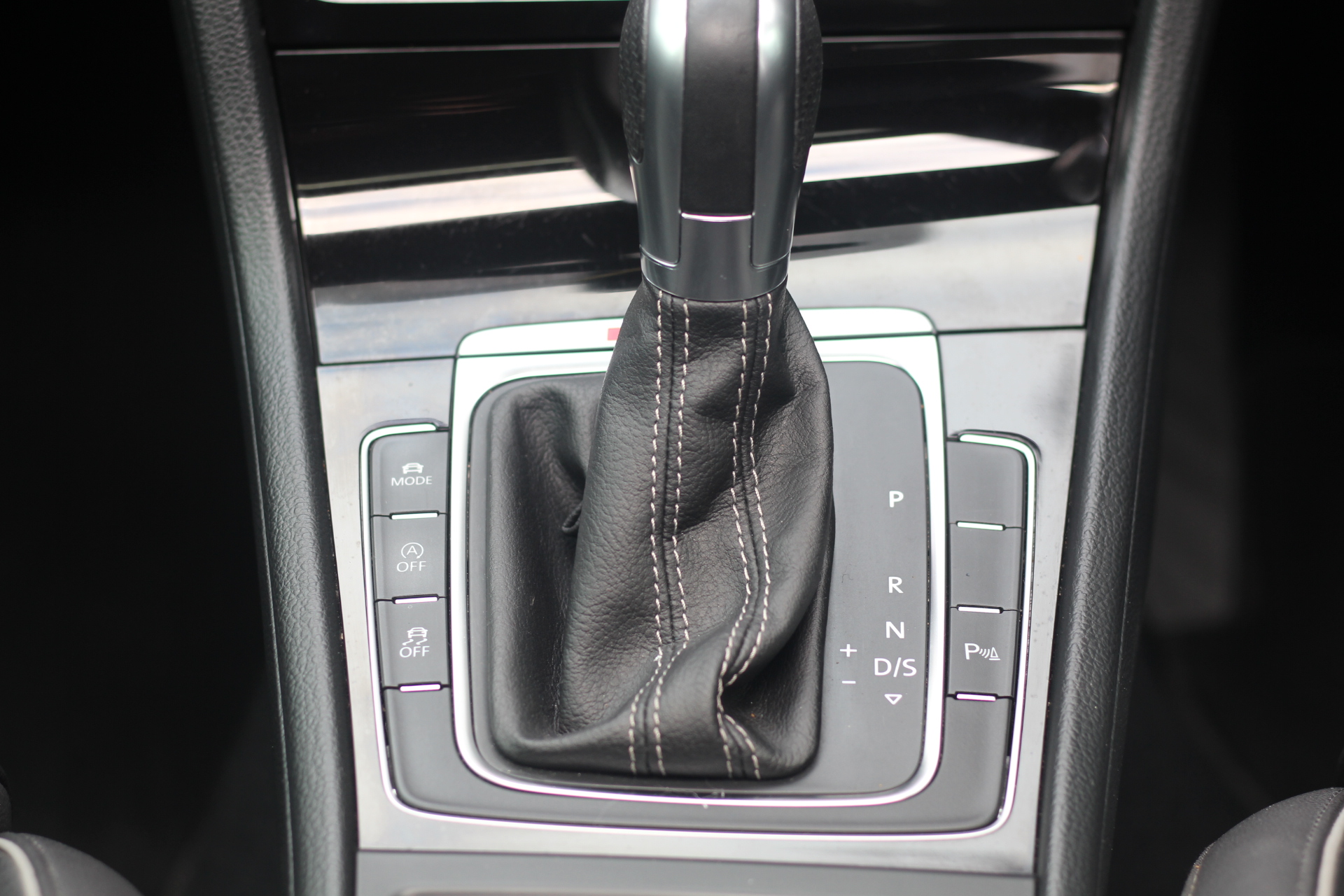 2017 (67) Volkswagen Golf 2.0 TSI BlueMotion Tech R DSG 4Motion (s/s) 5dr