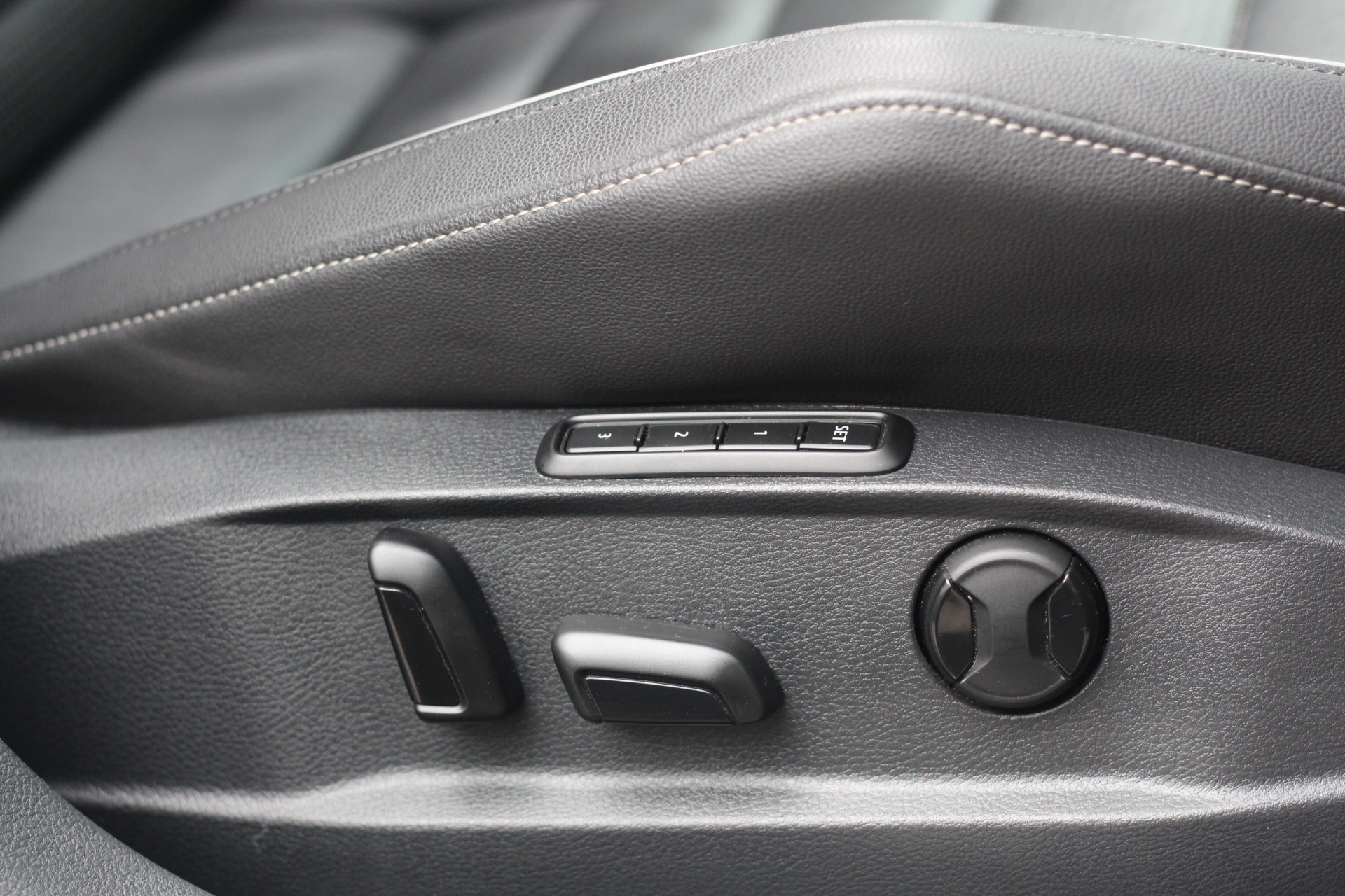 2017 (67) Volkswagen Golf 2.0 TSI BlueMotion Tech R DSG 4Motion (s/s) 5dr