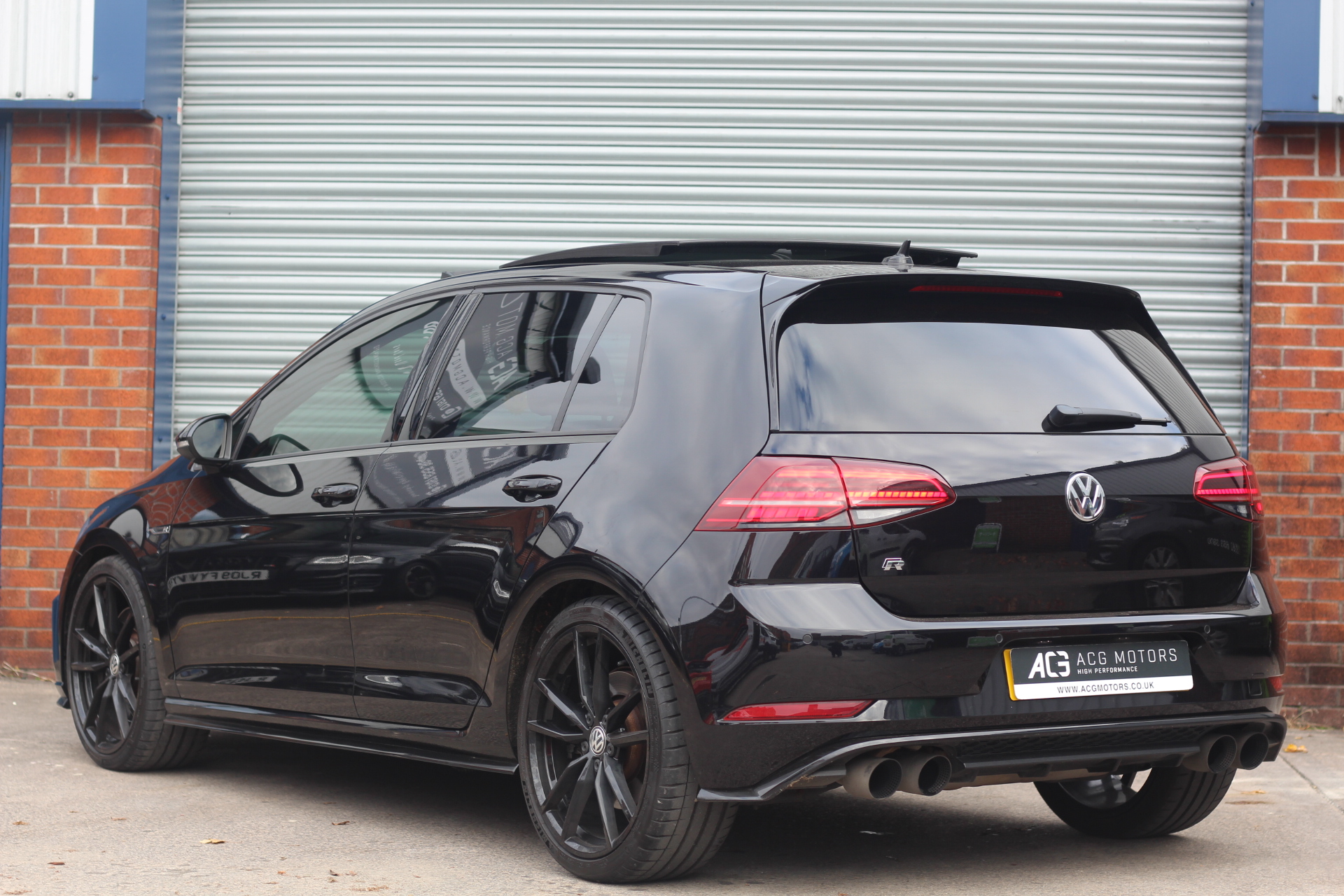 2017 (67) Volkswagen Golf 2.0 TSI BlueMotion Tech R DSG 4Motion (s/s) 5dr