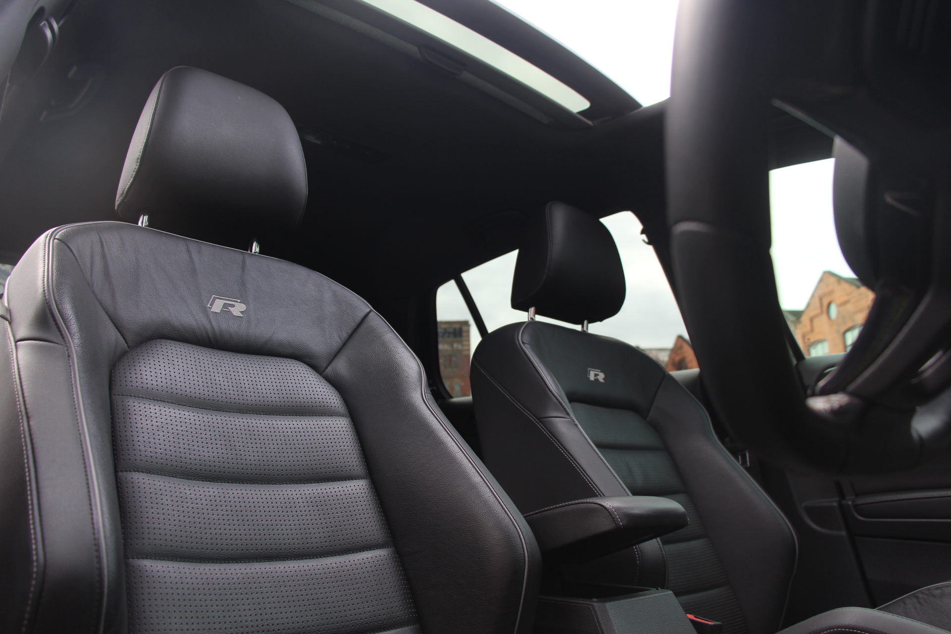 2019 (69) Volkswagen Golf 2.0 TSI R DSG 4Motion (s/s) 5dr