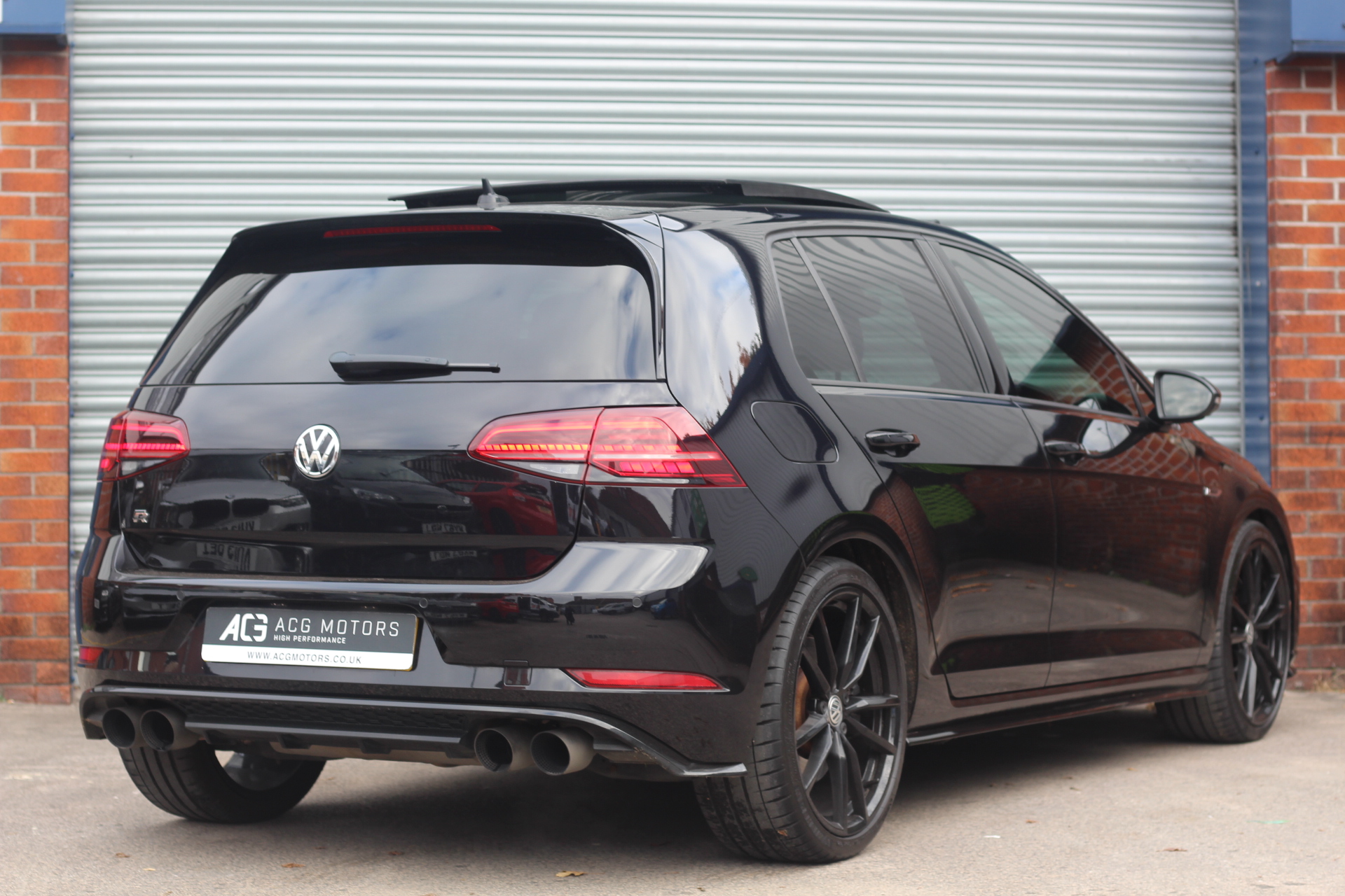 2017 (67) Volkswagen Golf 2.0 TSI BlueMotion Tech R DSG 4Motion (s/s) 5dr