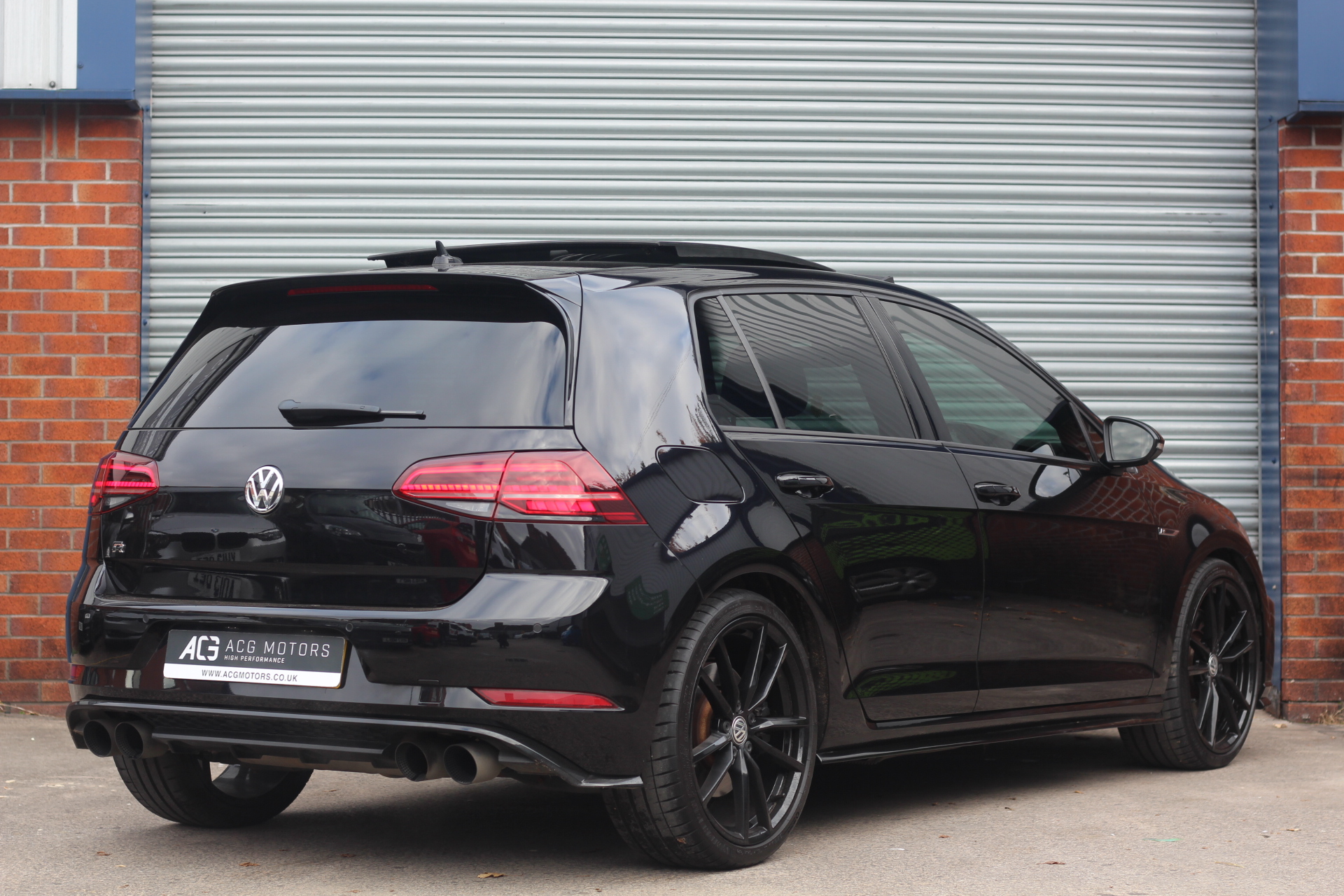 2017 (67) Volkswagen Golf 2.0 TSI BlueMotion Tech R DSG 4Motion (s/s) 5dr